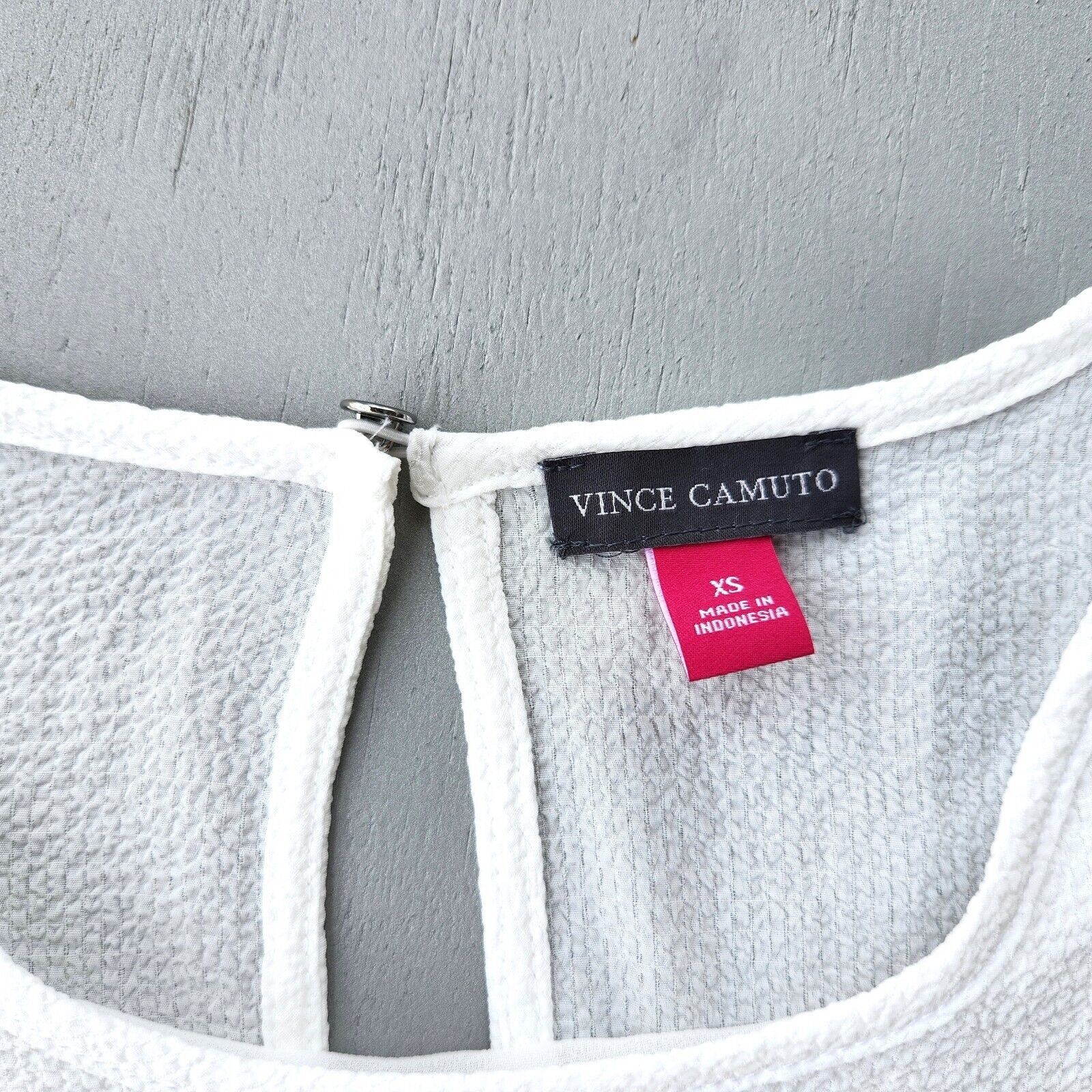 Vince Camuto Vince Camuto Women Ivory Crepe Balloon Sleeve Blouse Size XS Size XS / US 0-2 / IT 36-38 - 6 Thumbnail