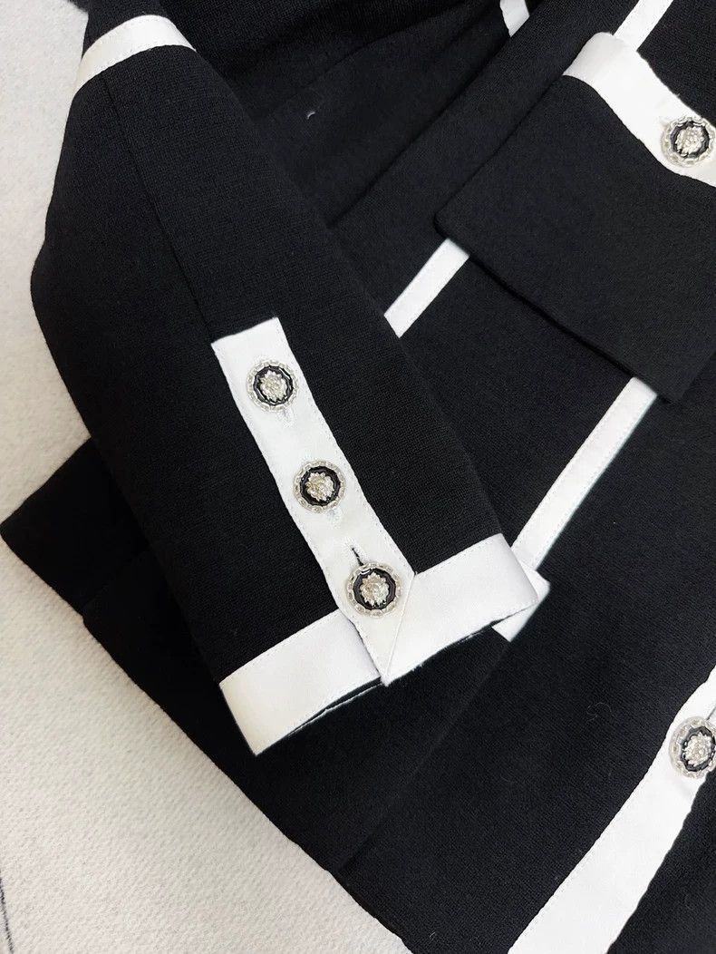 Chanel Chanel 20k Equestrian Black White Jacket Size M / US 6-8 / IT 42-44 - 4 Thumbnail