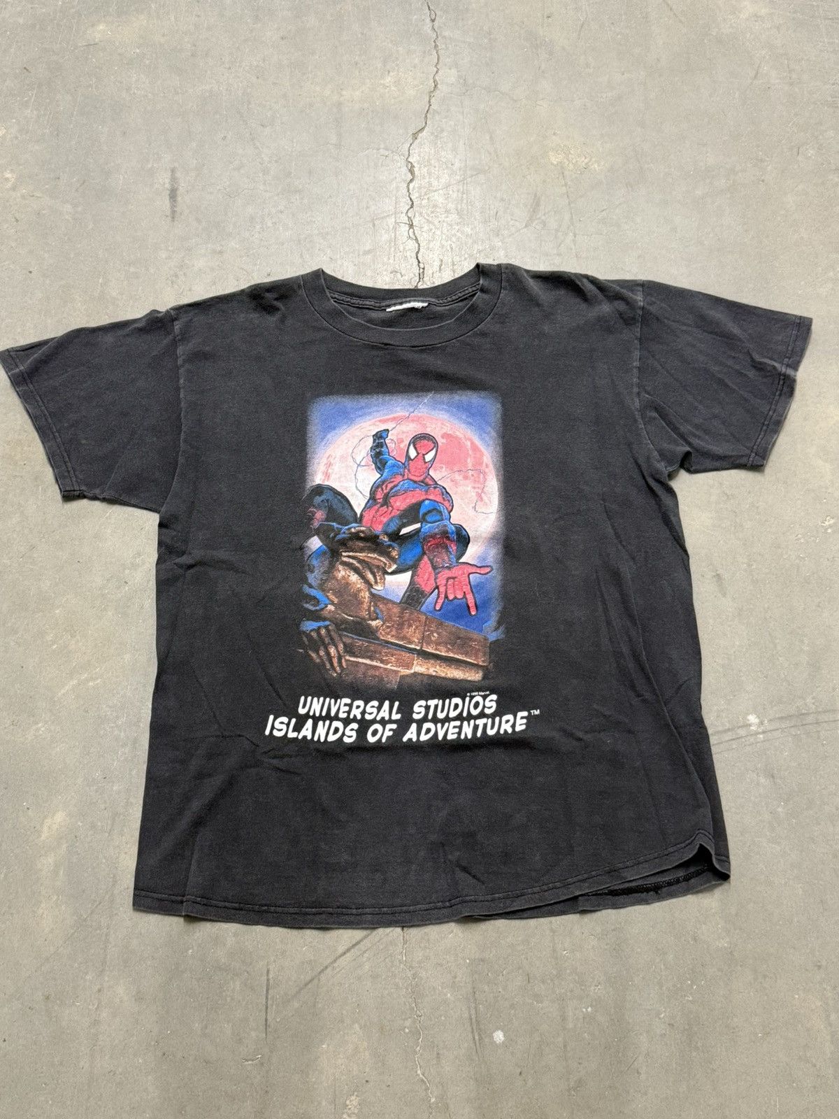 Other Vintage 1998 Universal Studios SpiderMan Tee Size US XL / EU 56 / 4 - 1 Thumbnail