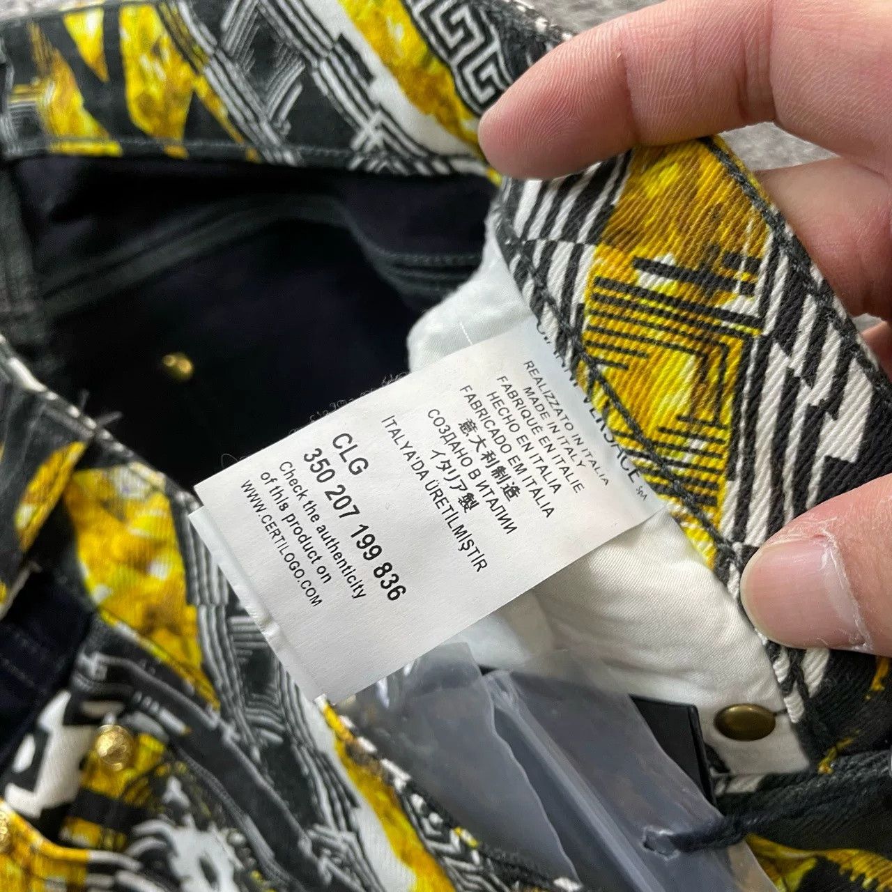 Versace Versace Graffiti Jeans Size US 31 - 4 Thumbnail