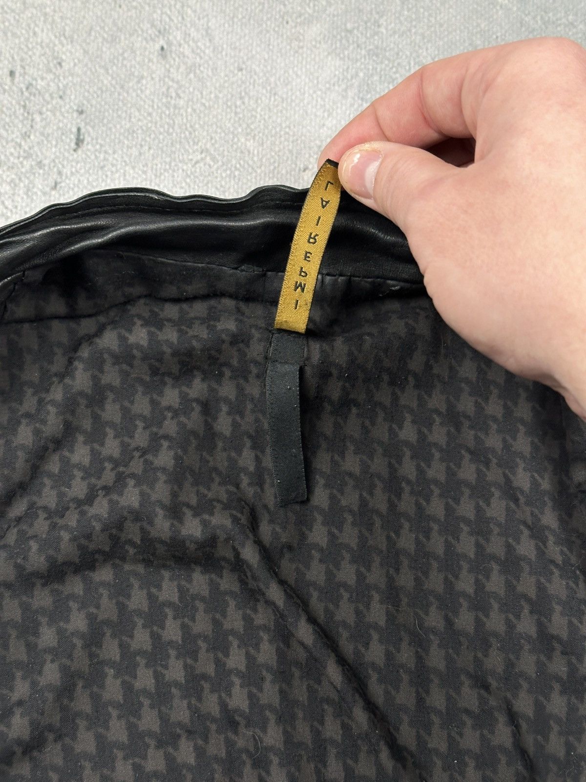 Imperial Imperial Vintage Black Leather Jacket Made in Italy Archive Size L / US 10 / IT 46 - 16 Thumbnail