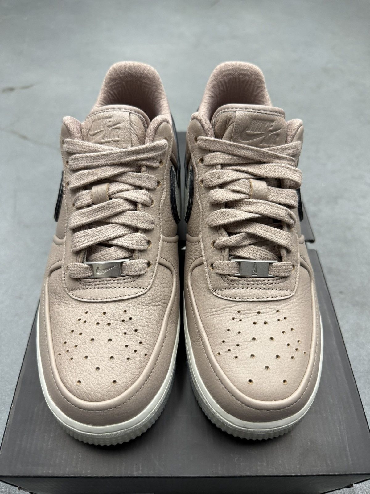 Jordan Brand 2024 Nike Air Force 1 Low A Ma Maniere While You We’re Size US 8 / IT 38 - 9 Thumbnail