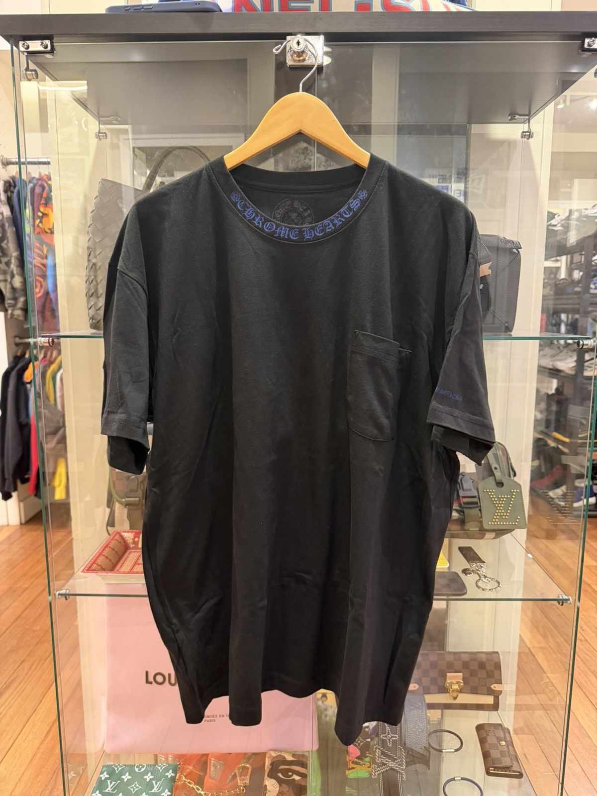 Chrome Hearts Chrome Hearts Blue Neck Logo Tee Size US XXL / EU 58 / 5 - 1 Thumbnail