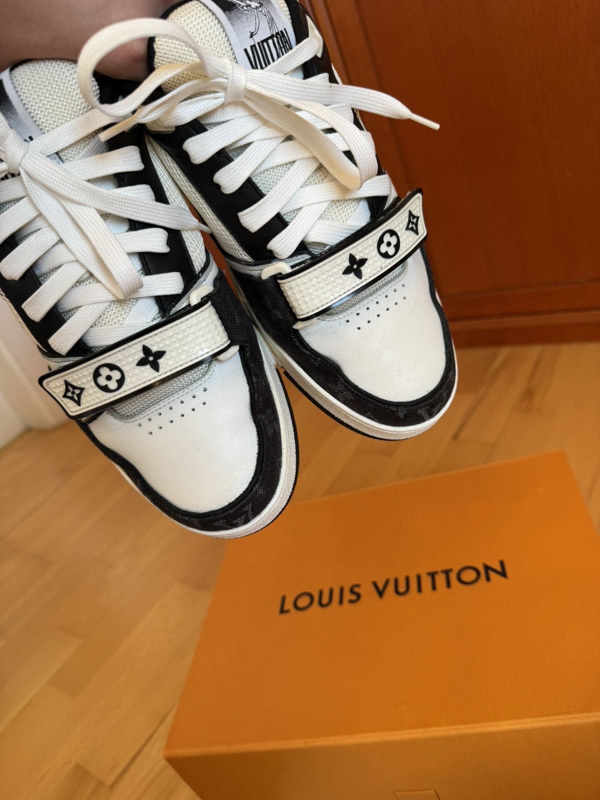 Louis Vuitton Louis Vuitton LV Trainer Velcro Strap Black Denim Size US 8 / EU 41 - 11 Thumbnail