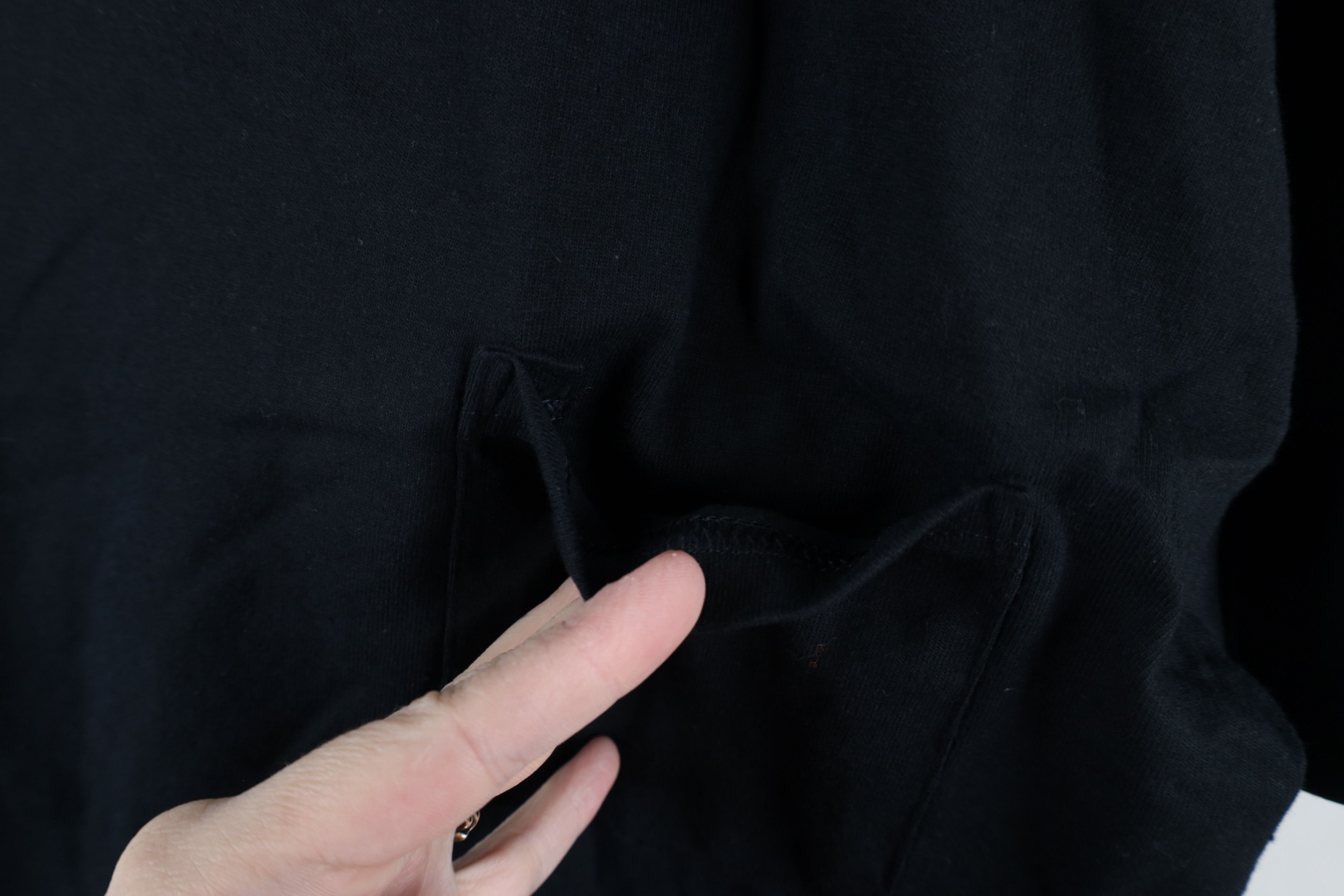 Vintage Vintage 90s Streetwear Heavyweight Cotton T-Shirt Black Size US L / EU 52-54 / 3 - 5 Thumbnail