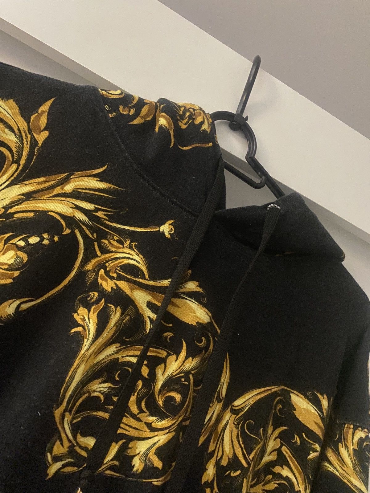 Versace Jeans Couture Versace jeans couture baroque cropped hoodie Size S / US 4 / IT 40 - 8 Thumbnail