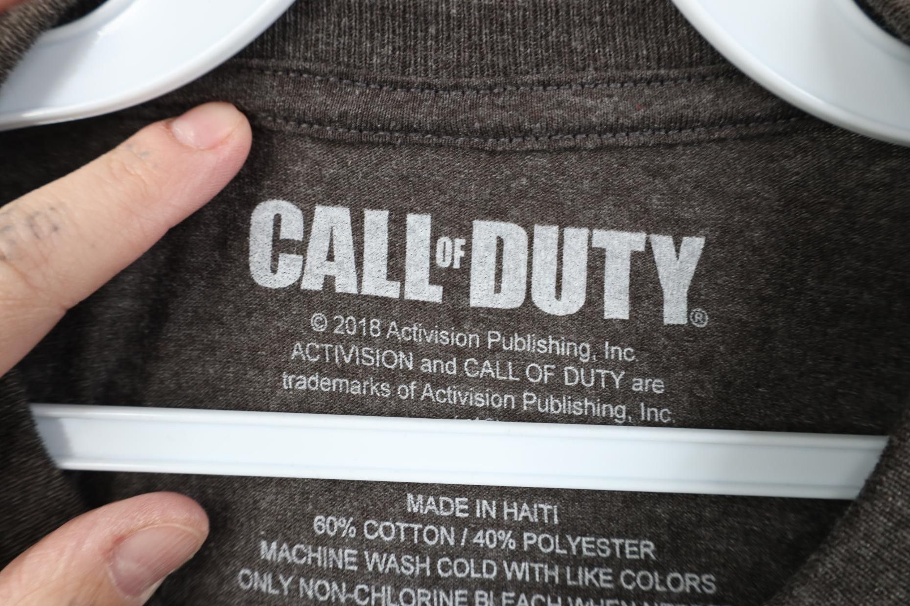 Vintage Vintage Y2K Call of Duty Black Ops Video Game Gamer T-Shirt Size US XL / EU 56 / 4 - 8 Thumbnail