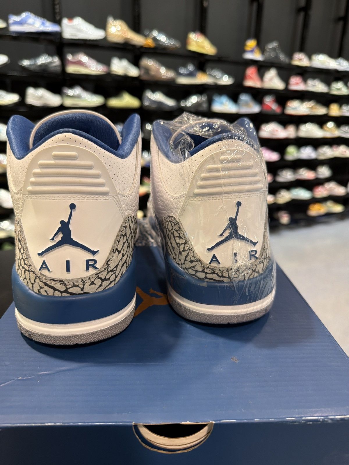 Jordan Brand Jordan 3 Wizards Size-10 Brand New Quick Shipping Size US 10 / EU 43 - 5 Thumbnail