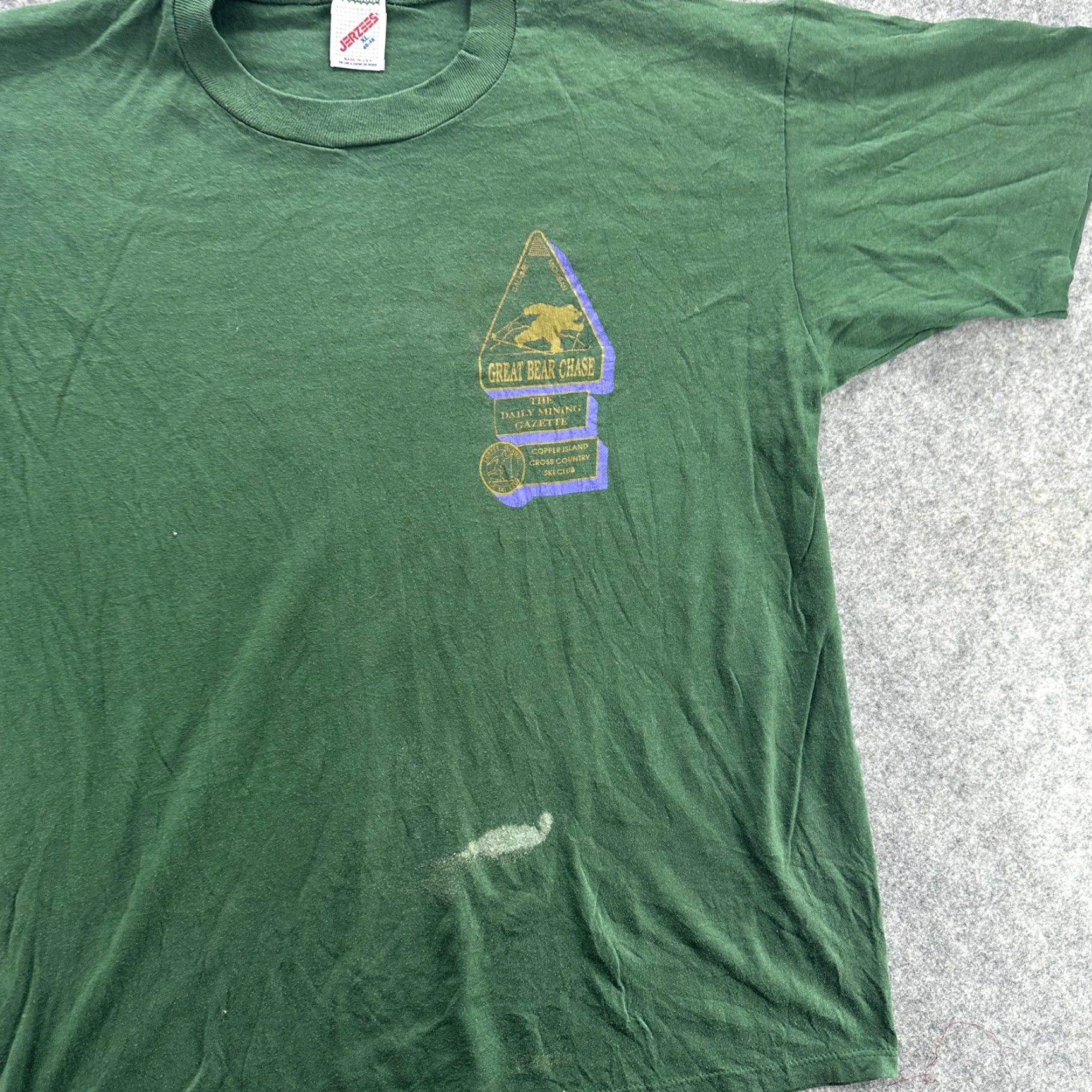 Jerzees VINTAGE Great Bear Chase Shirt Tee Mens XL Green Cross Country Ski Michigan 90s Size US XL / EU 56 / 4 - 4 Thumbnail