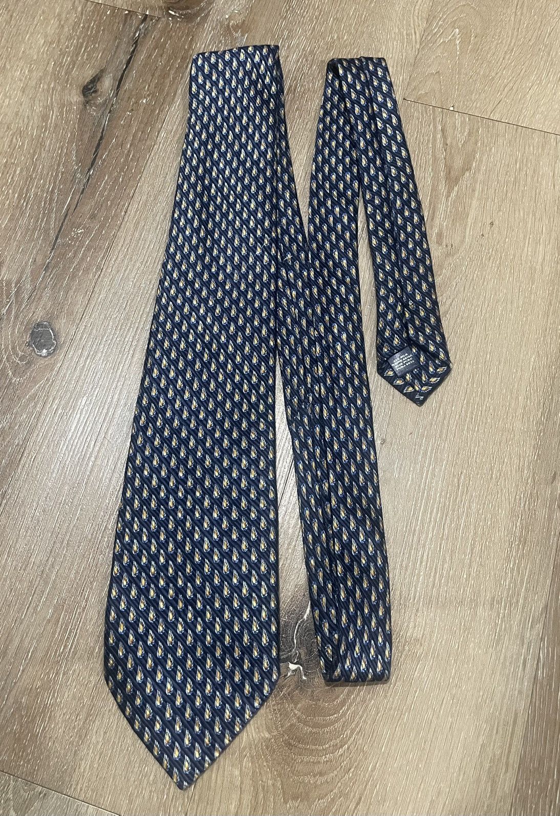 Burberry BURBERRY LONDON Blue Luxury Silk Tie Size ONE SIZE - 2 Thumbnail