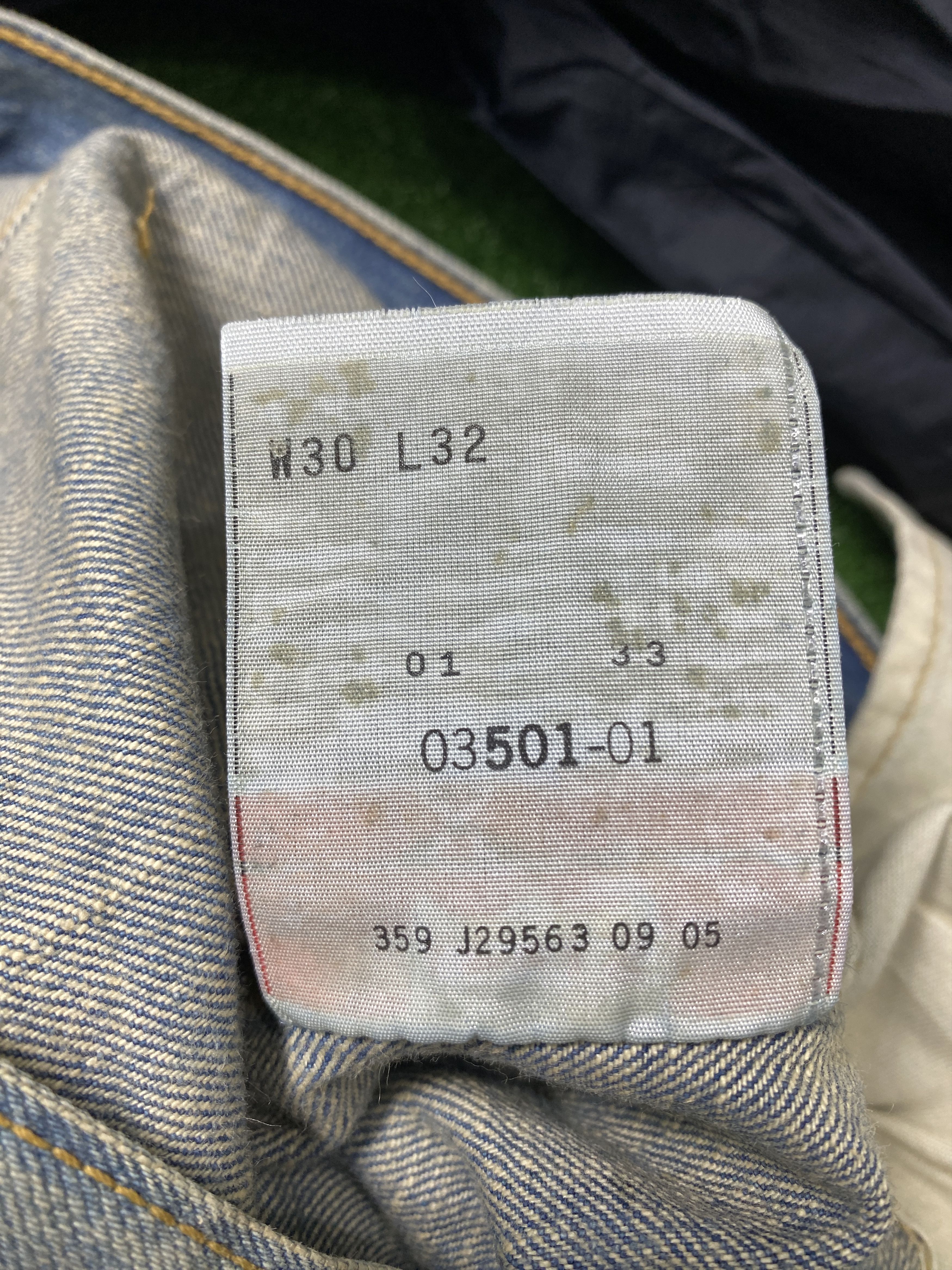 Levi's Vintage Levi's 501 Faded Mid Wash Jeans CP0034 Size US 32 / EU 48 - 12 Thumbnail