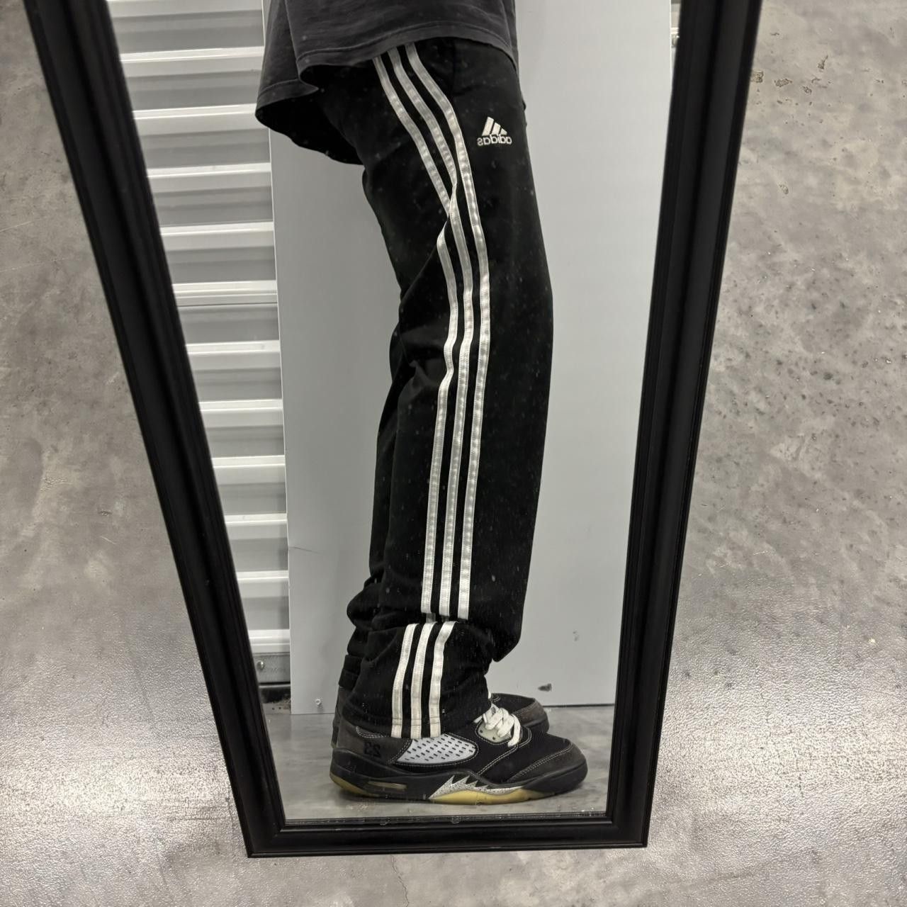 Adidas × Vintage Crazy Vintage Y2K/2000s Black Adidas Striped Essential Sweatpants! Size US 28 / EU 44 - 1 Thumbnail