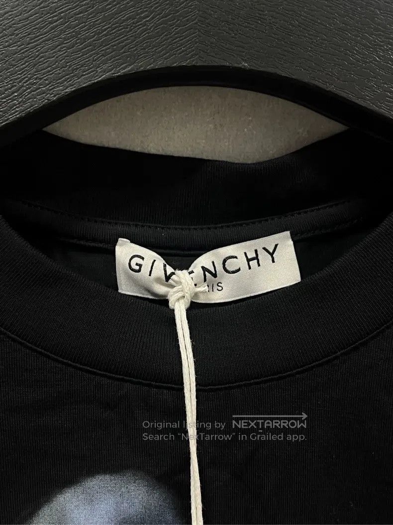 Givenchy Givenchy Shark Short Sleeve Size US XS / EU 42 / 0 - 2 Thumbnail