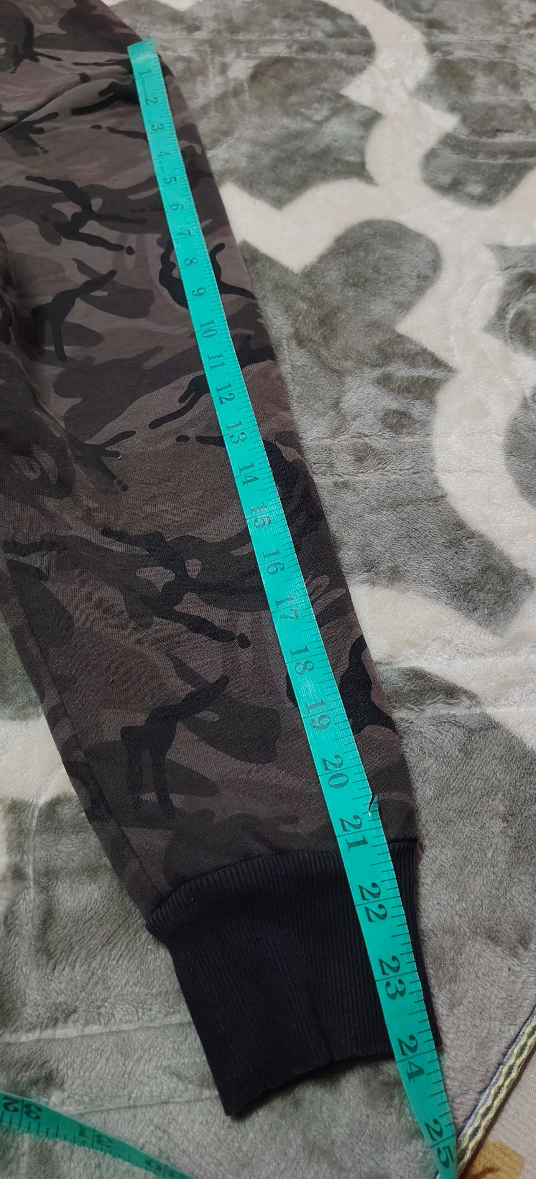 Aape AAPE By A Bathing Ape 2018 CNY Universe Camo Sweatshirt Size US XL / EU 56 / 4 - 15 Thumbnail