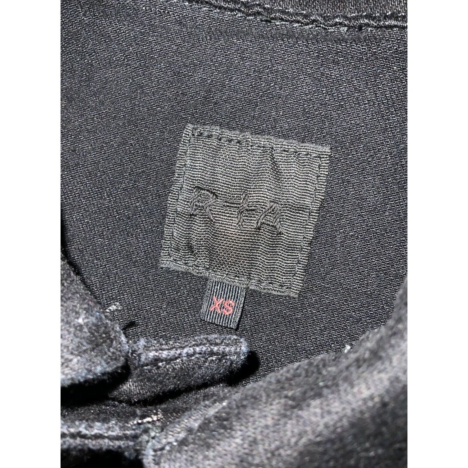 Rta VINTAGE RTA Los Angeles Black Revenge Distress Cross Denim Trucker Jean Jacket XS Men Size US 27 - 7 Thumbnail