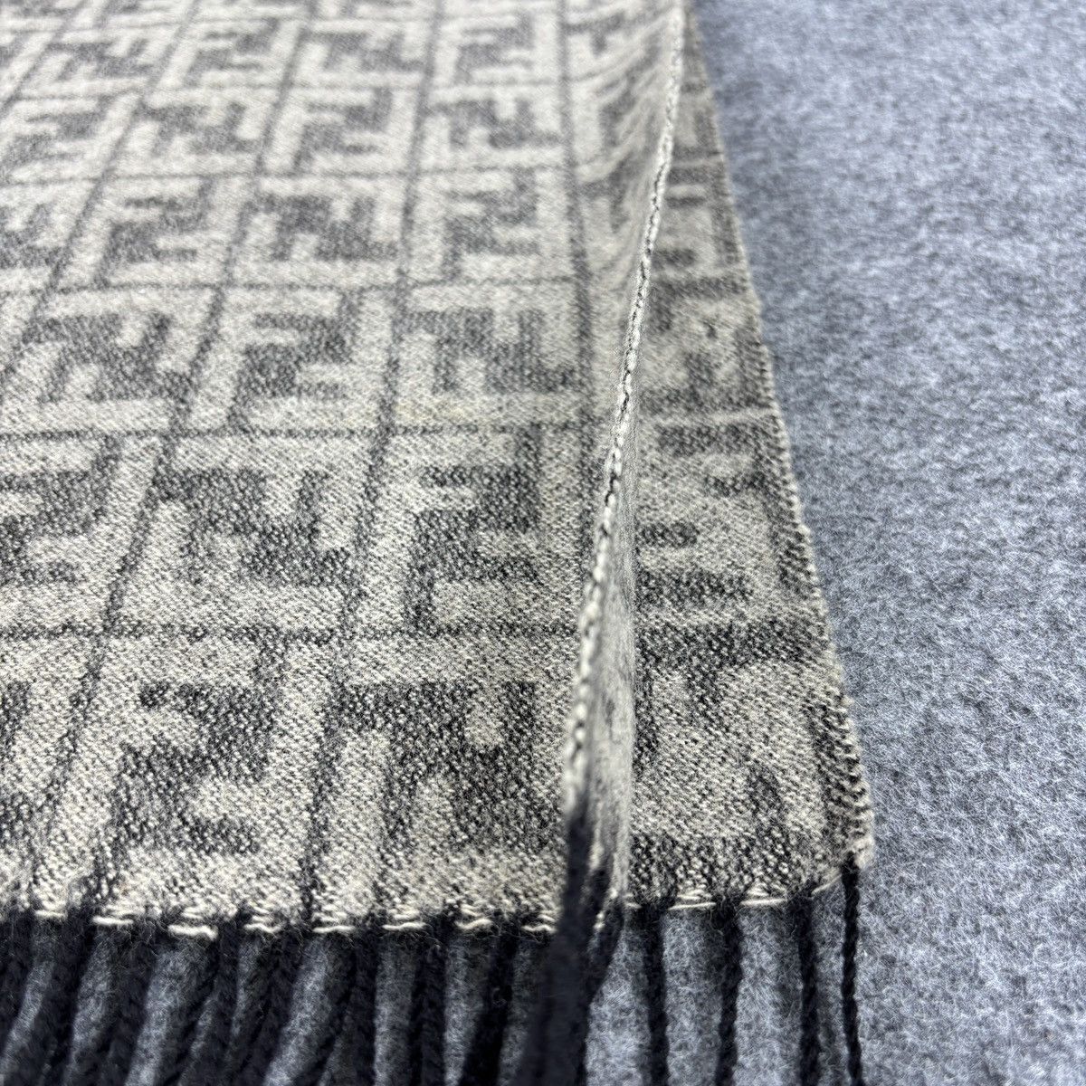 Fendi Fendi Scarf # D788 # Muffler # Neckwear Size ONE SIZE - 8 Thumbnail