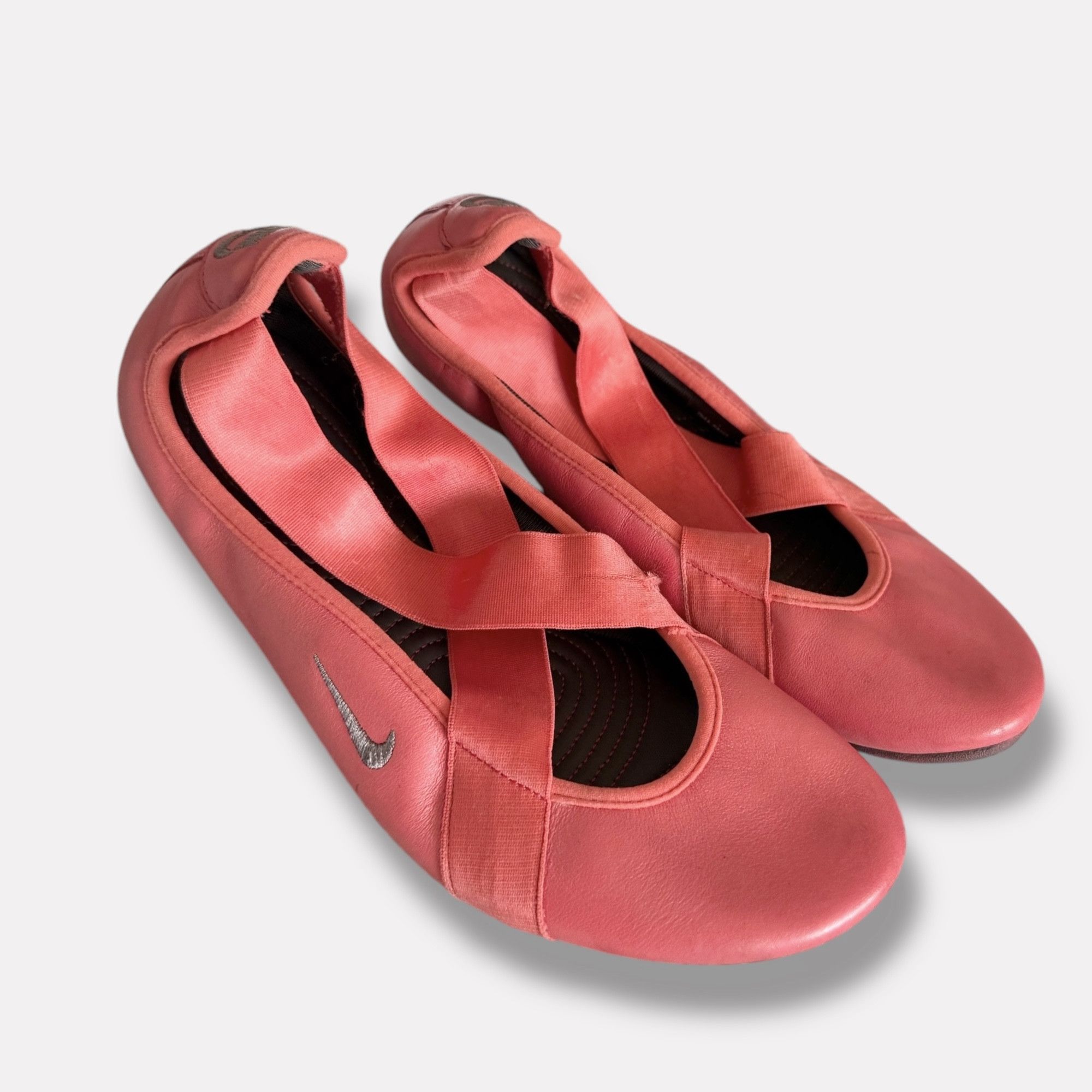 Nike Iconic Nike Vintage Ballet Flats Sneakers Balletcore Size US 6.5 / IT 36.5 - 7 Thumbnail