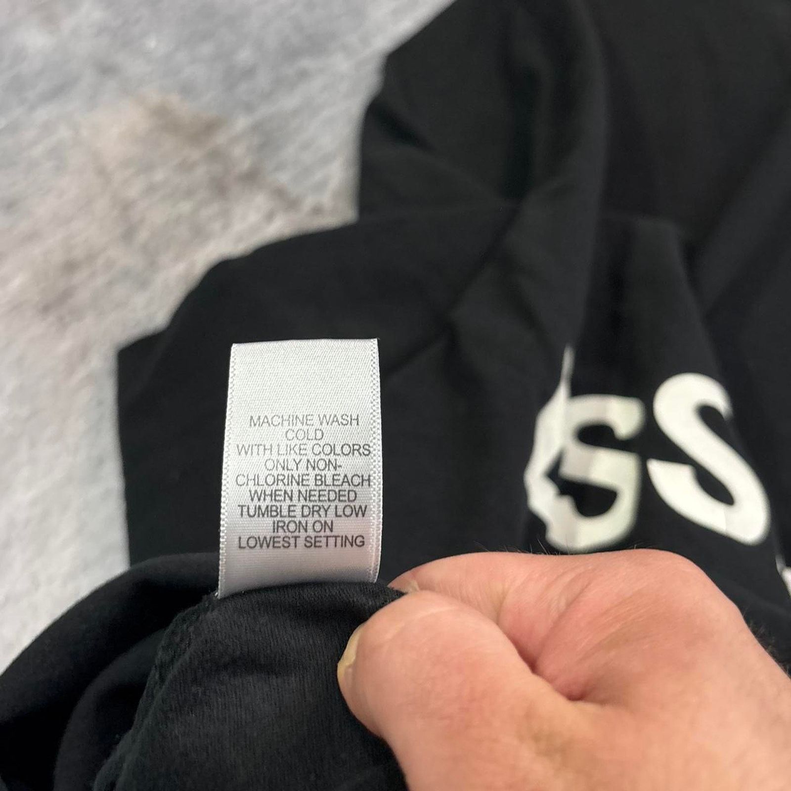 Essentials × Fear of God OG Black & White Fear Of God Essentials L / S Shirt! Size XL Size US XL / EU 56 / 4 - 6 Thumbnail