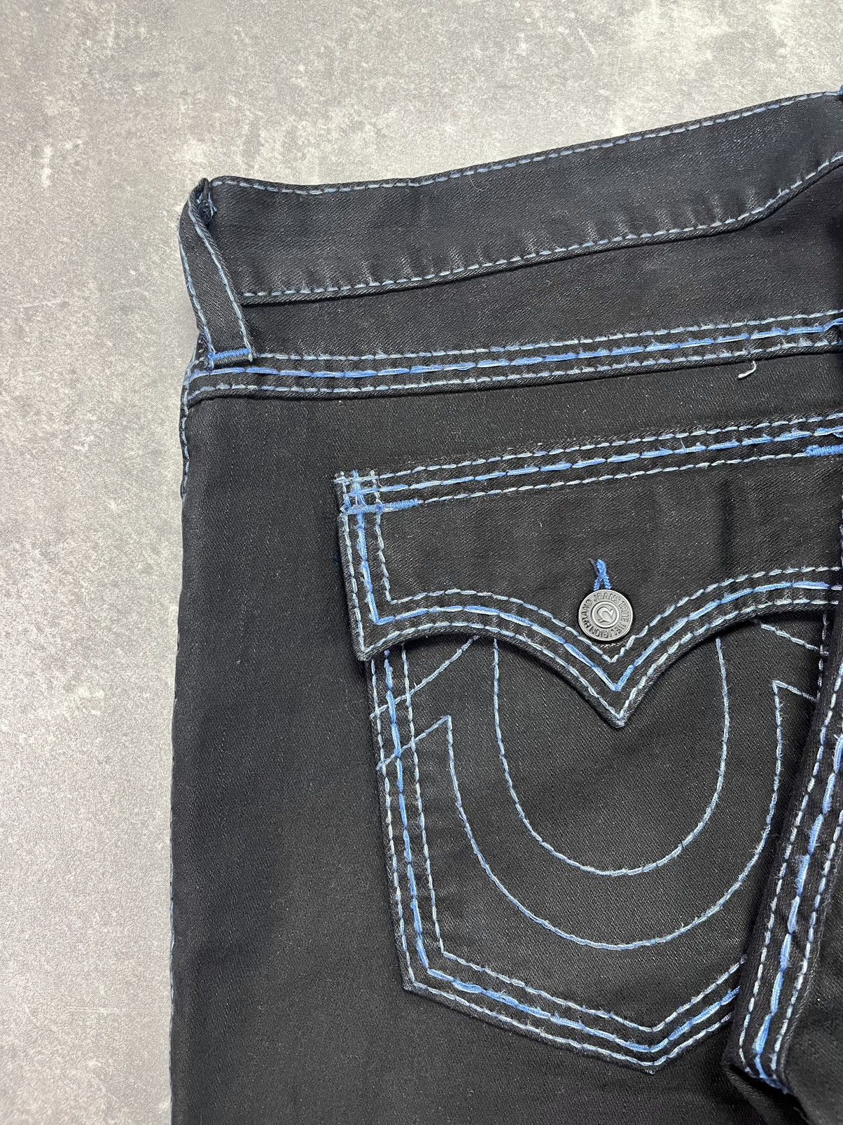 True Religion True Religion Slim Black / Blue Stitch Flaps Denim Jeans 40 Size US 40 / EU 56 - 14 Thumbnail