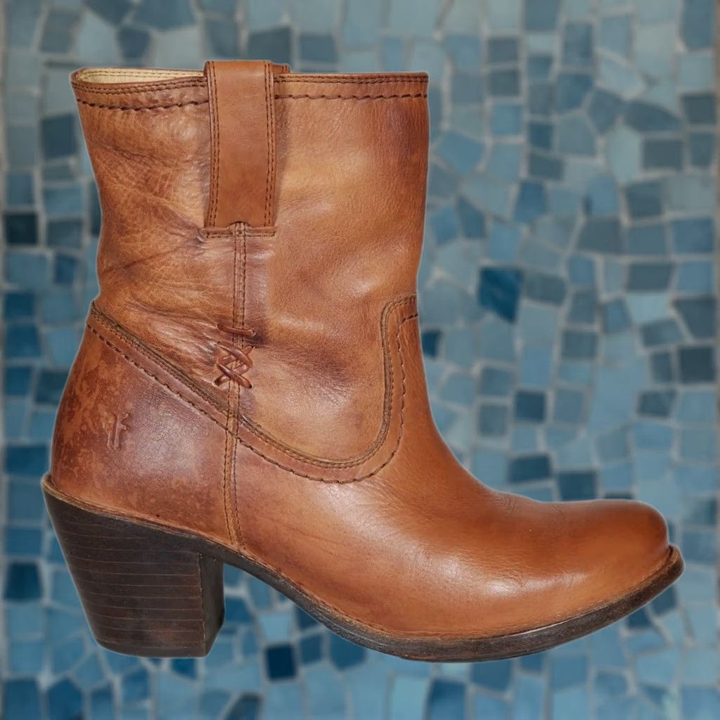 Frye Frey e Carmen X Stitch Short Boots Saddle Brown Leather 76203 Women's US 8 B Boots Size 30" / US 8 / IT 44 - 1 Thumbnail