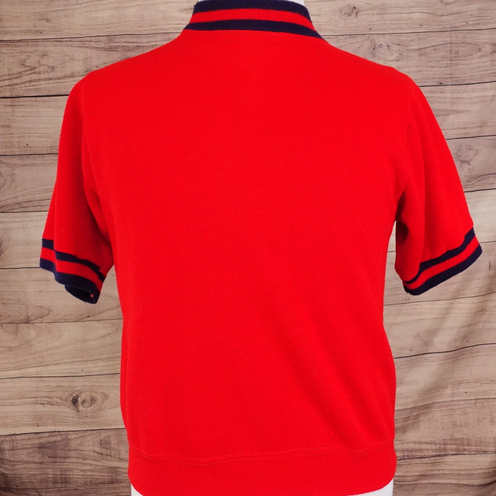 Vintage VINTAGE Red 2-Tone Short Sleeve Sweatshirt L 60s 70s Mens Size US L / EU 52-54 / 3 - 2 Thumbnail