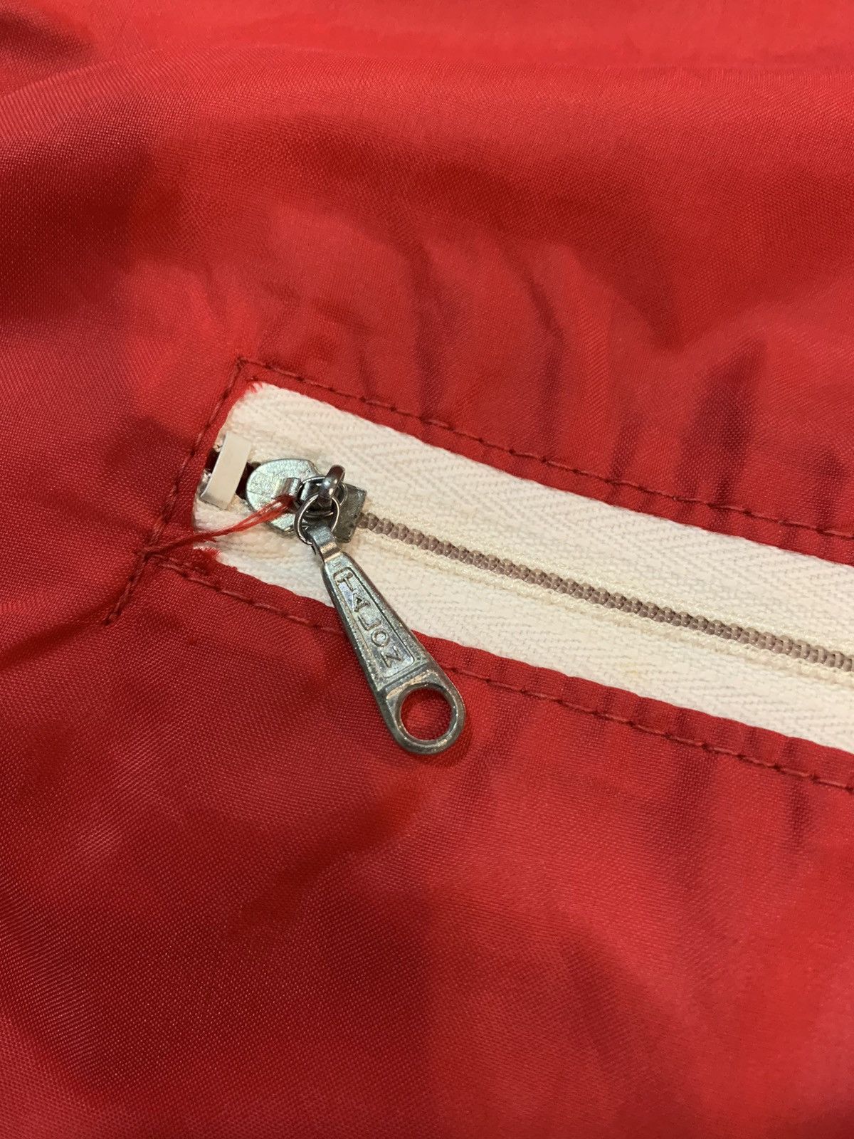 Champion × Vintage RARE! Vintage 70s Champion Running Man Full Zip Windbreaker Size US M / EU 48-50 / 2 - 8 Thumbnail
