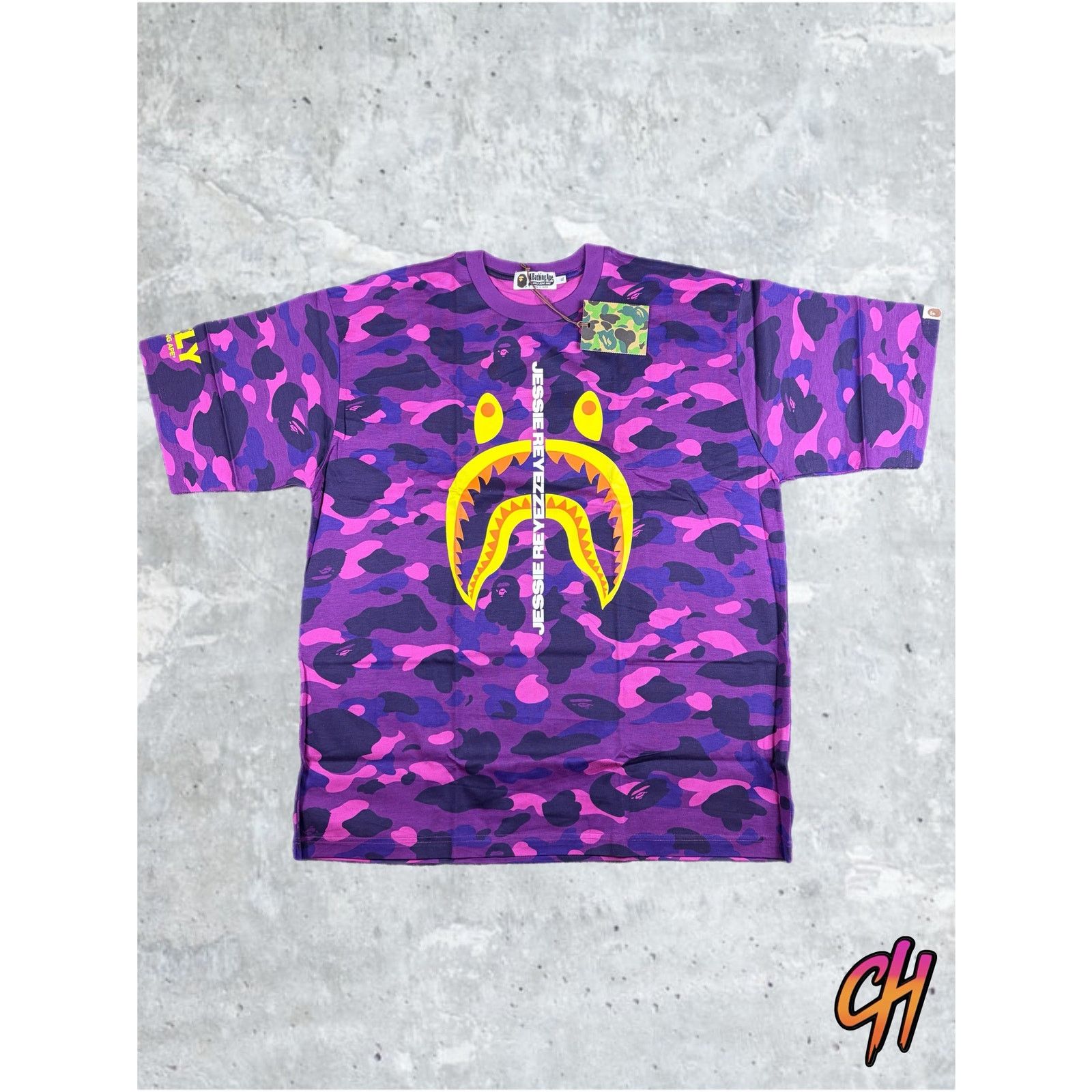 Bape BAPE X Jessie Reyez Purple Shark Camo T-Shirt Size XL Size US XL / EU 56 / 4 - 1 Thumbnail