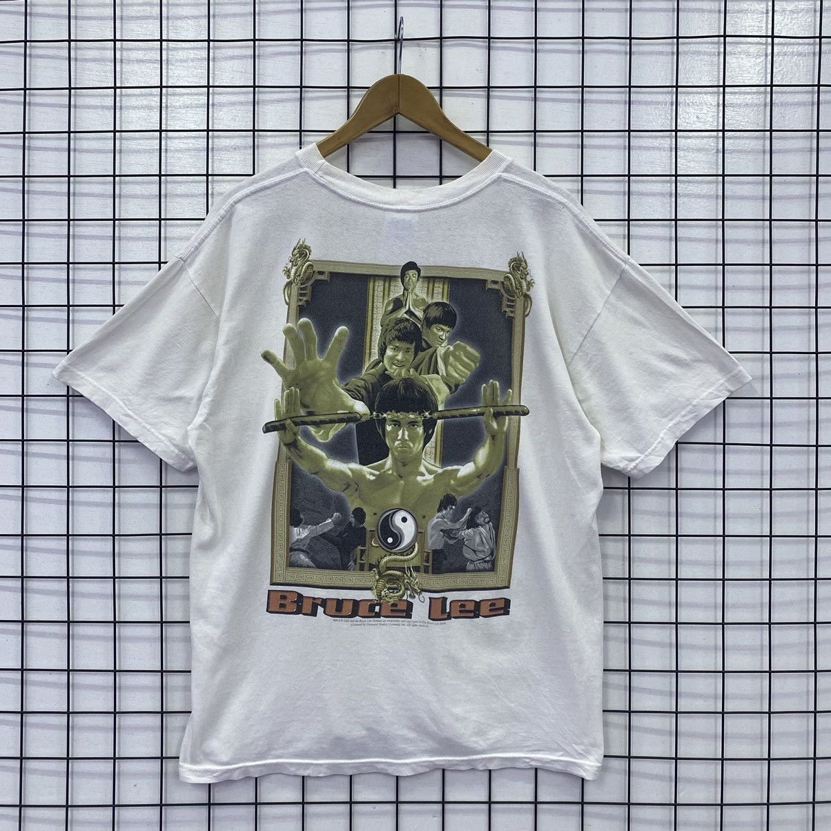 Vintage Vintage 90’s Bruce Lee Dragon Shaolin Rare Shirt Size US L / EU 52-54 / 3 - 1 Thumbnail