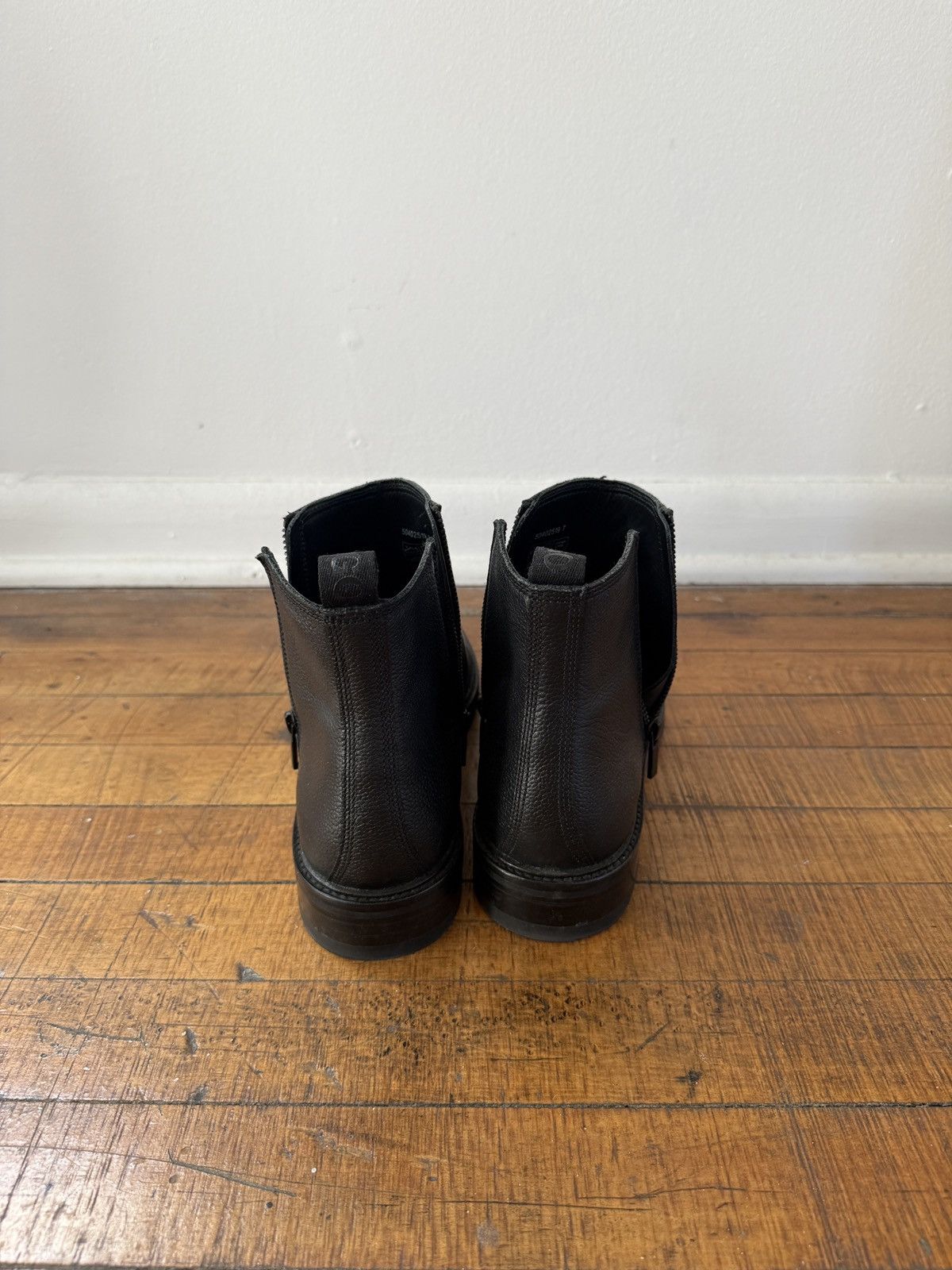 Hugo Boss Hugo Boss Chelsea Boots Size US 7 / EU 40 - 3 Thumbnail