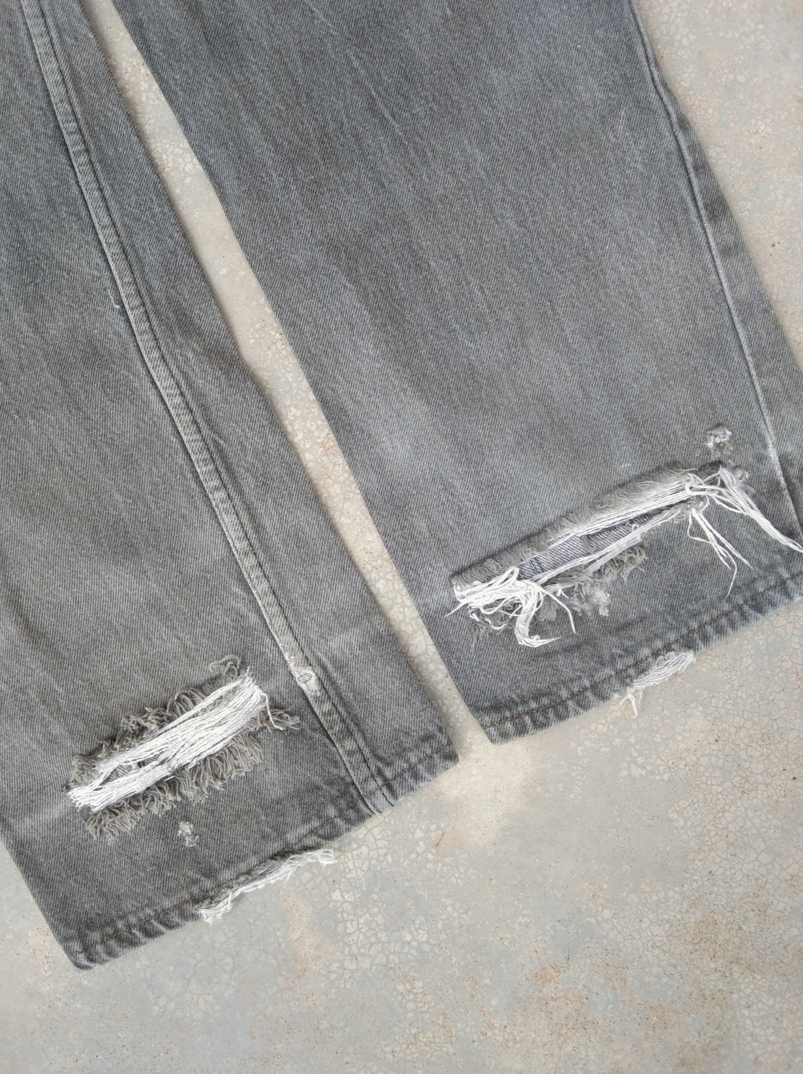 Levi's 80s Vintage Levi's 501 Made In USA Distressed Jeans 34x30 Size US 34 / EU 50 - 3 Thumbnail