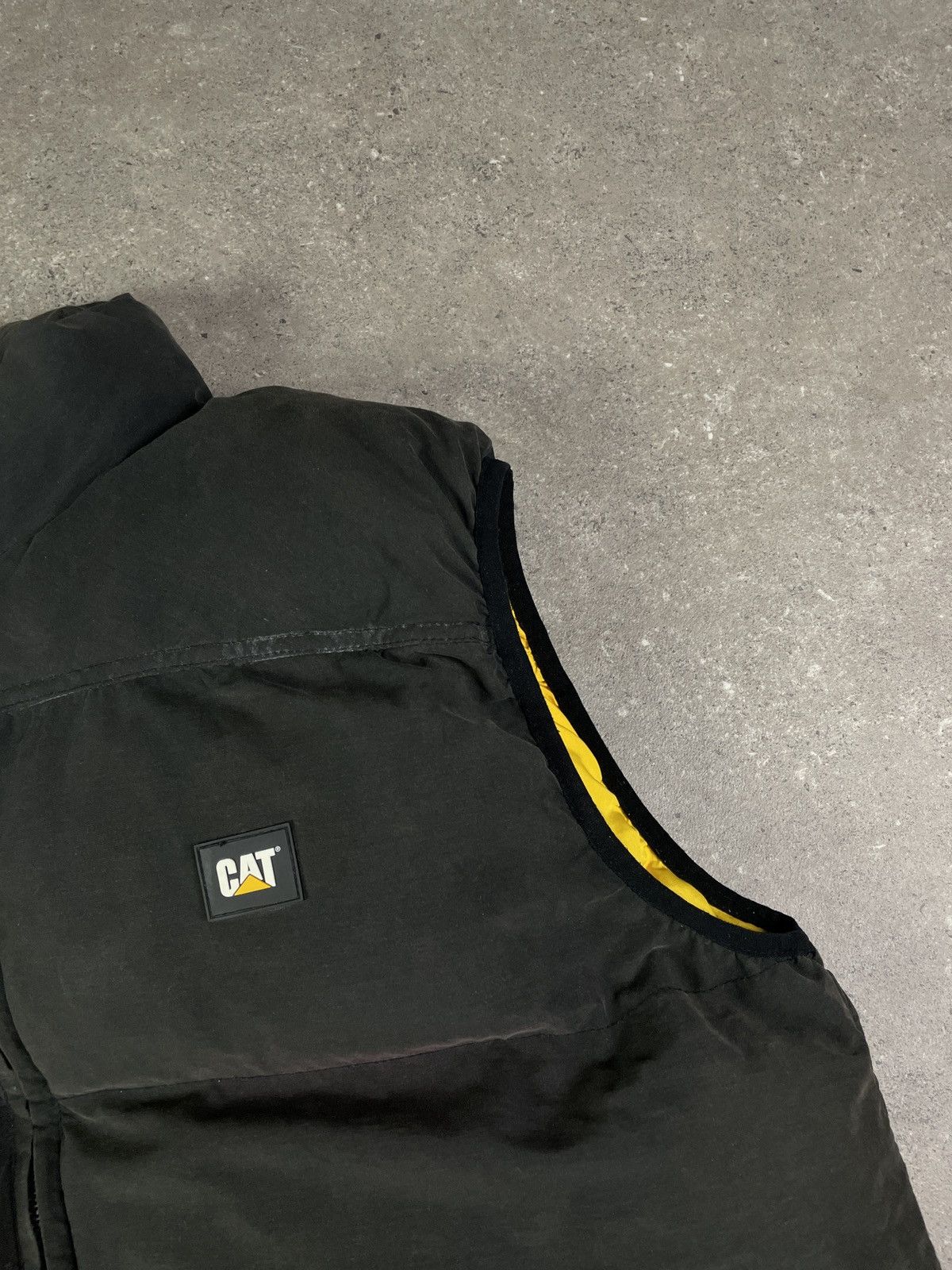 Caterpillar × Vintage Vintage Caterpillar Work Wear Puffer Vest Jacket Size US XL / EU 56 / 4 - 5 Thumbnail
