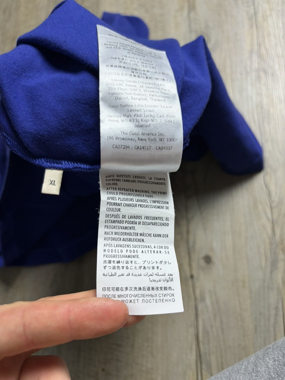 Gucci Gucci mirror tee Size US XL / EU 56 / 4 - 7 Thumbnail