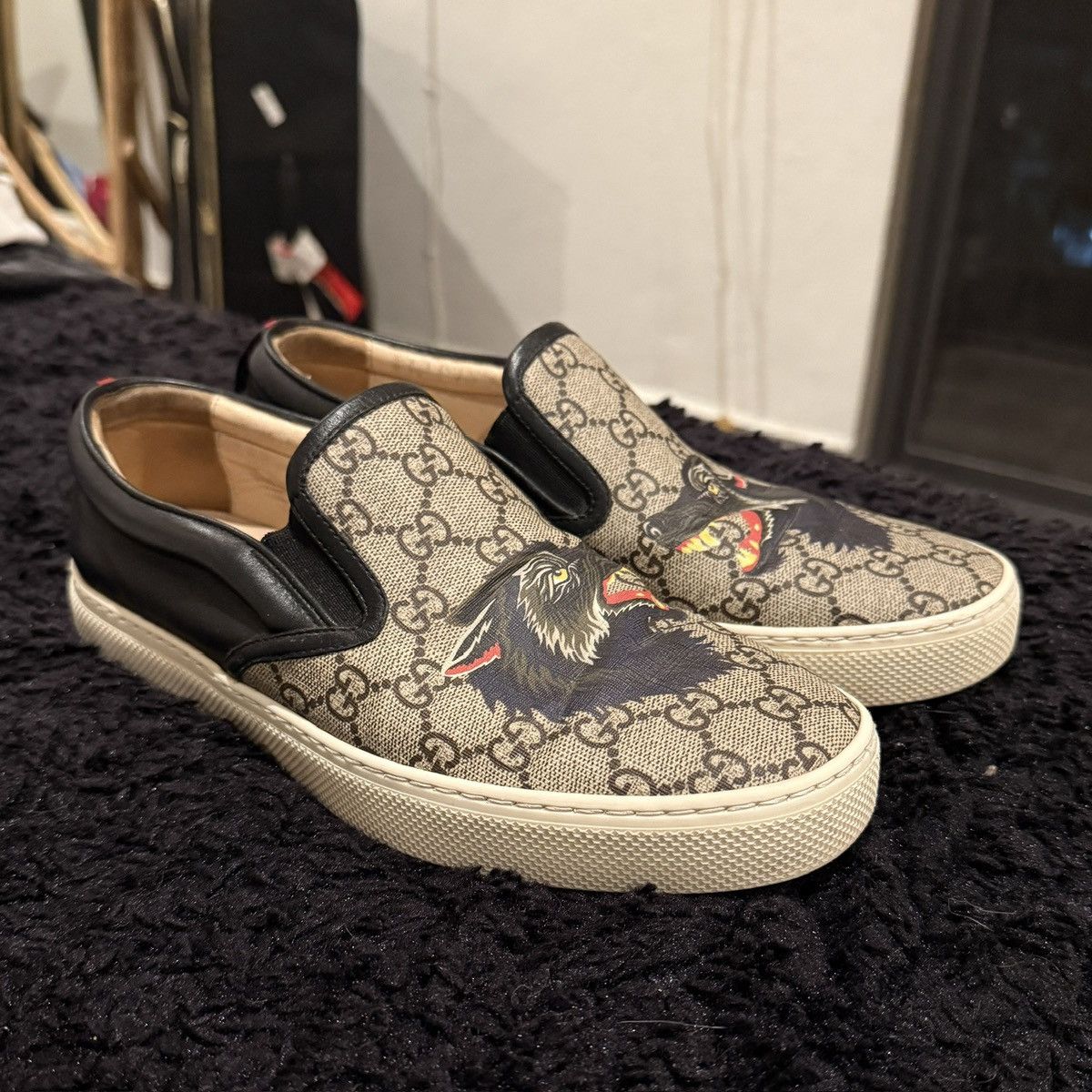 Gucci Men’s Gucci Monogram Wolf Emblem Slip On Sneakers Size US 8.5 / EU 41-42 - 2 Thumbnail