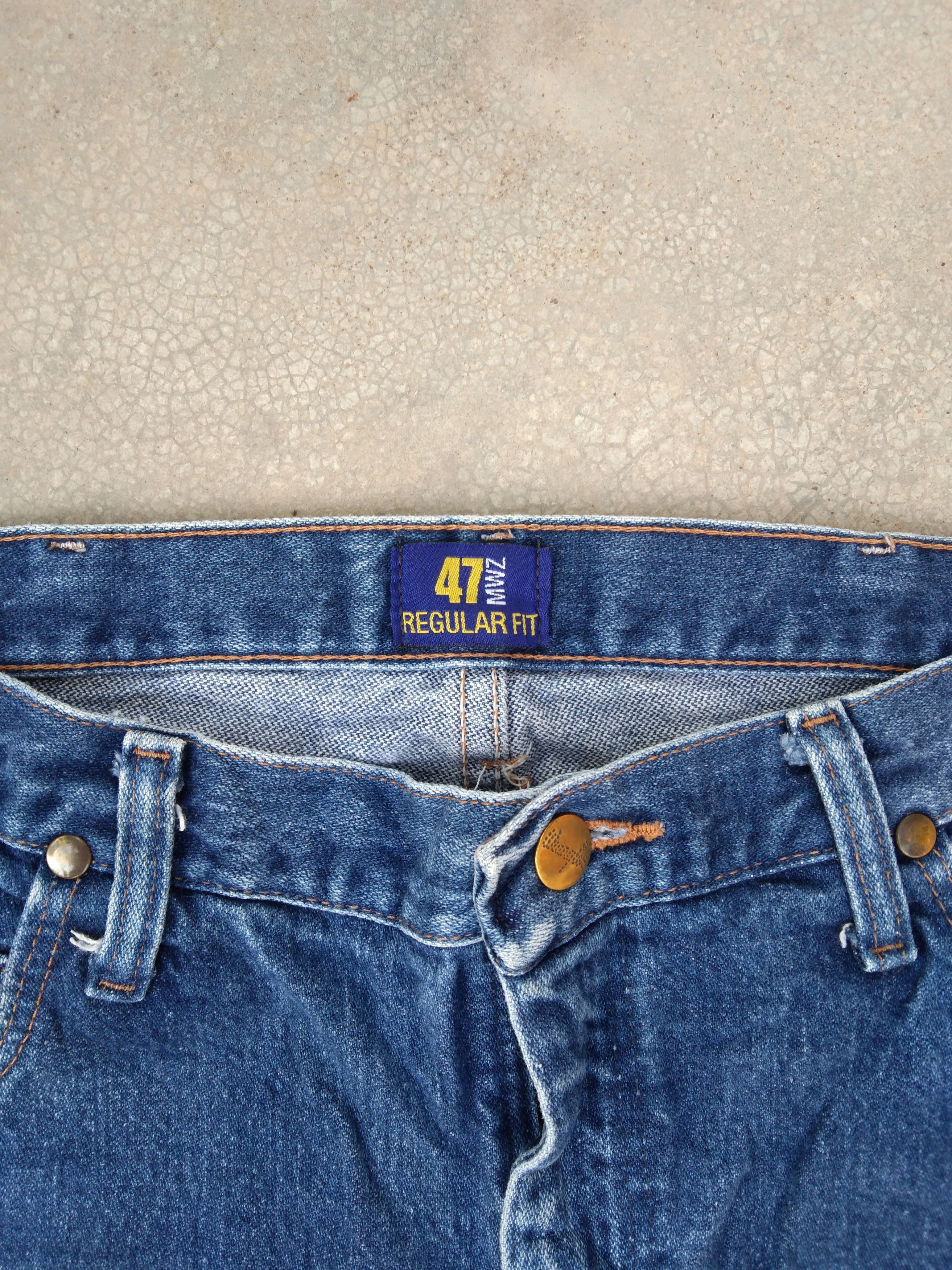 Wrangler 90s Vintage Wrangler Distressed Jeans 32x36 Size US 32 / EU 48 - 5 Thumbnail