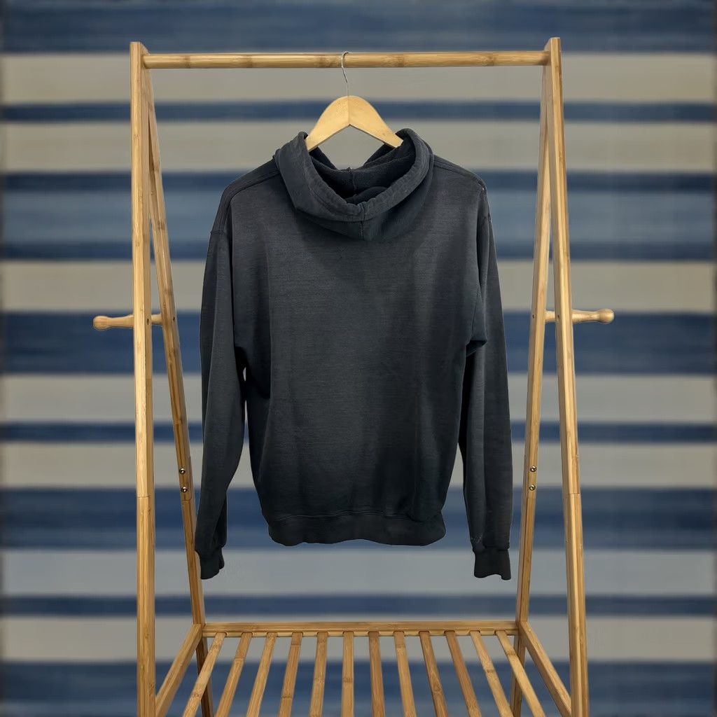Fruit Of The Loom Fruit of the Loom Hoodie Mens M Black Pullover Distressed WIP Grunge Workwear VTG Gradient Sun Faded Worn Thrashed Sweatshirt Size US M / EU 48-50 / 2 - 1 Thumbnail