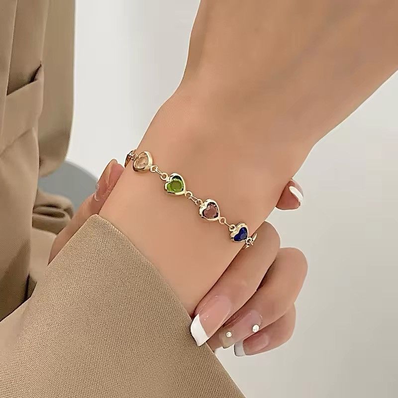 Jewelry Creative Heart-shaped Zircon Bracelet Elegant Luxury Size ONE SIZE - 3 Thumbnail
