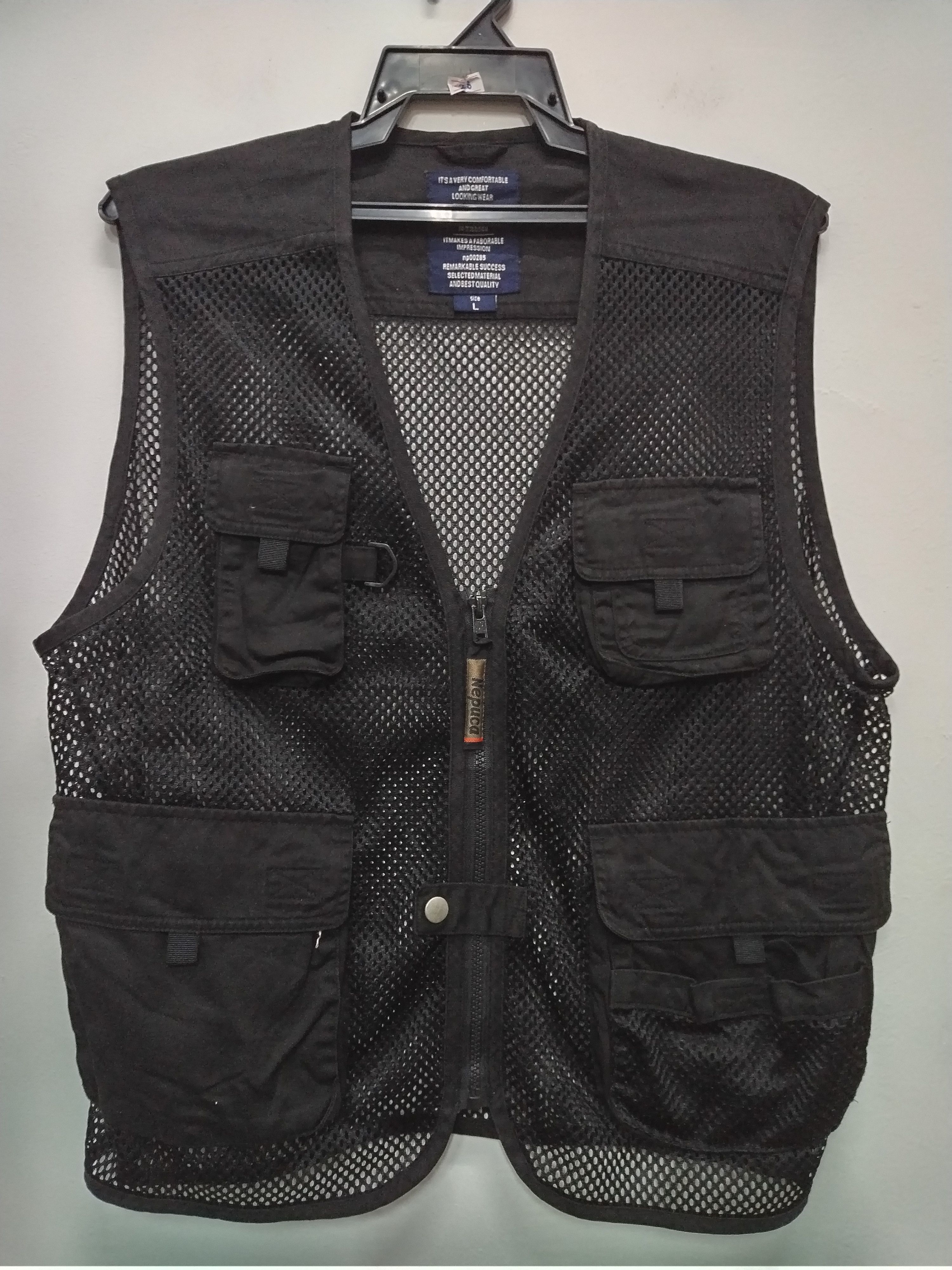 Outdoor Research 3 PCS NICE DESIGN UTILITY CASUAL VESTS NETTING AND CAMOO Size US L / EU 52-54 / 3 - 2 Thumbnail
