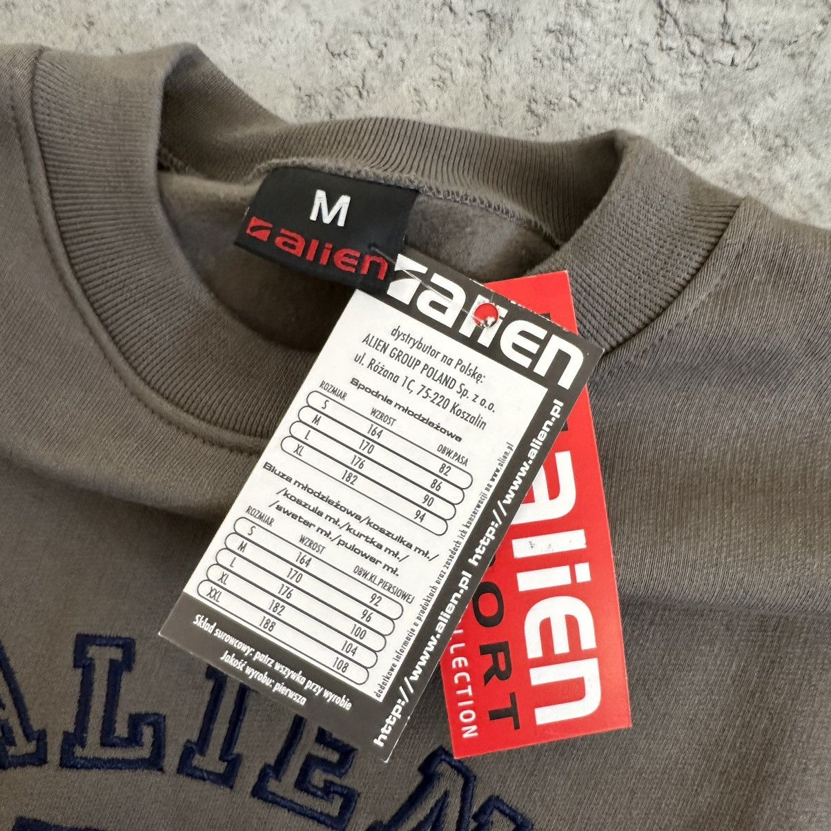 Alien Workshop × Vintage Alien ’75 Y2K Crewneck Sweatshirt Brown Size US M / EU 48-50 / 2 - 4 Thumbnail