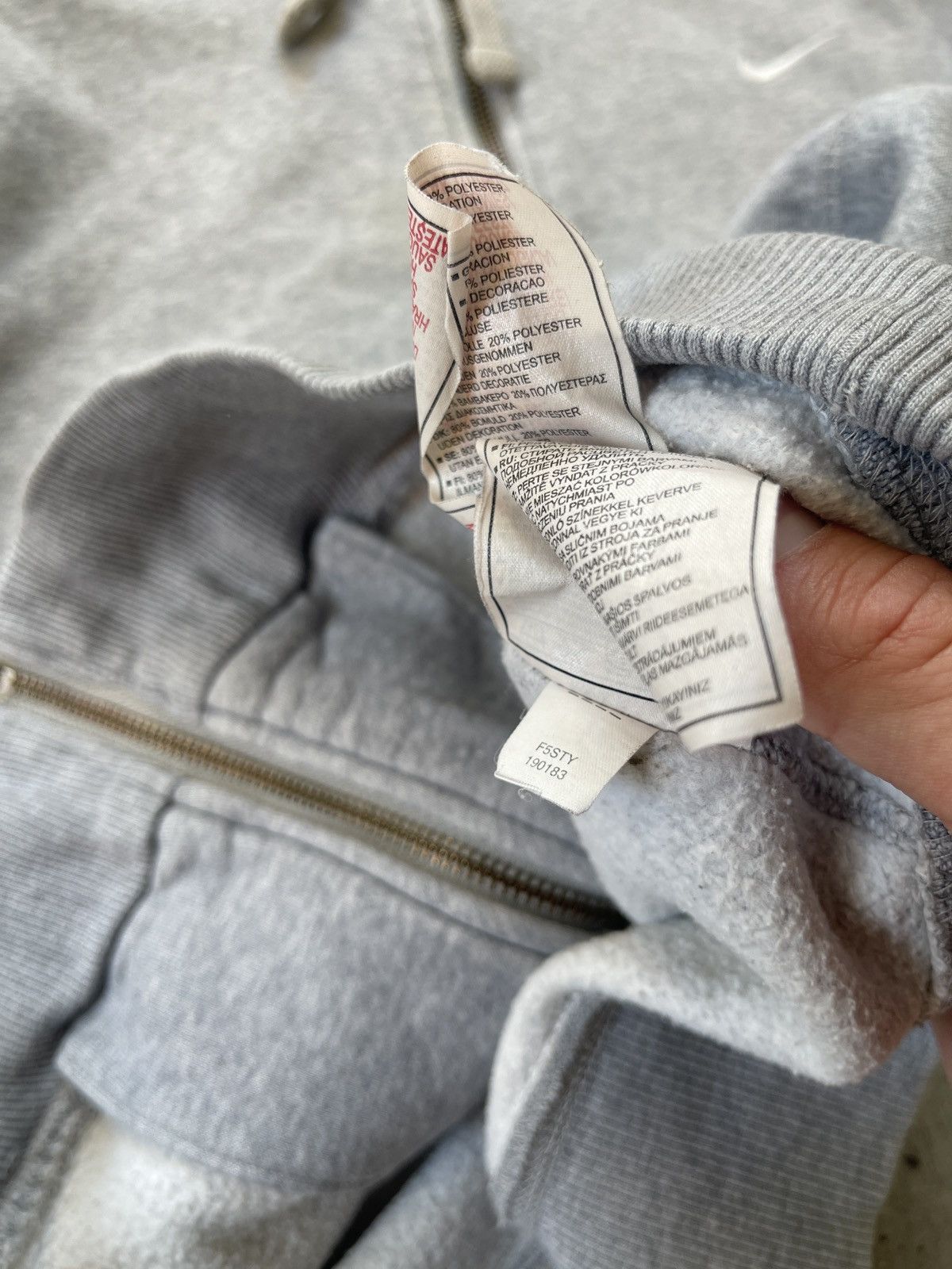 Nike × Vintage Nike Zip Hoodie distressed Vintage Y2K Oversized Streetwear Size US M / EU 48-50 / 2 - 12 Thumbnail