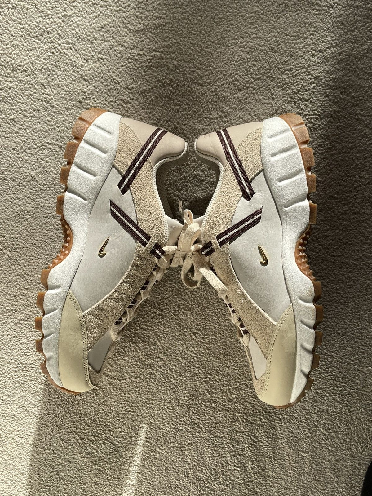 Jacquemus × Nike NEW Nike Air Humara LX x Jacquemus US 10 / EU 43 Size US 10 / EU 43 - 10 Thumbnail