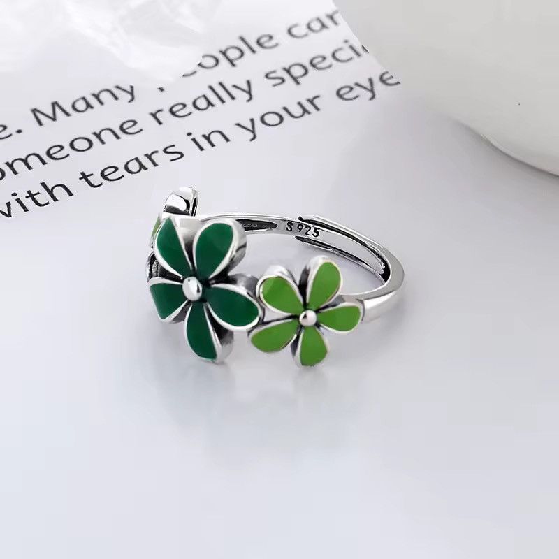 Jewelry Green Leaf Flowers Adjustable Ring Size ONE SIZE - 3 Thumbnail