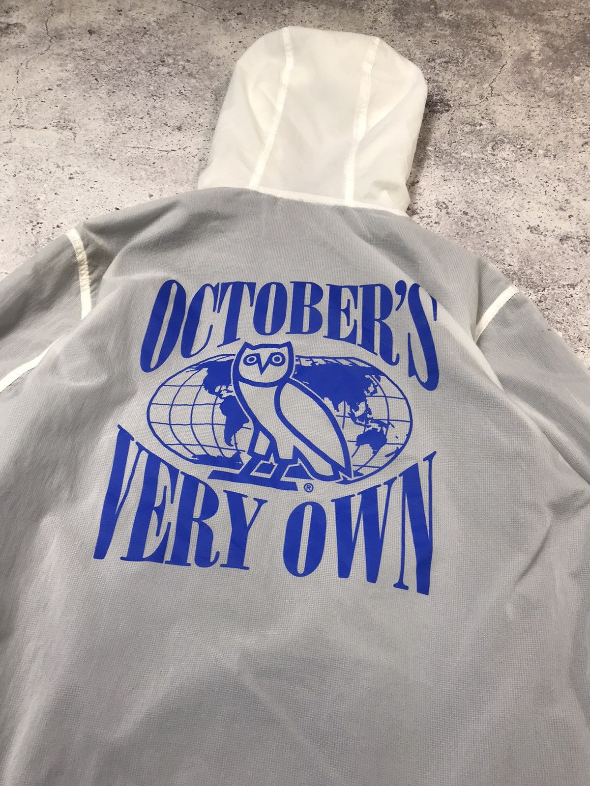Drake 2021 OVO Globe Logo lightweight windbreaker White Size US M / EU 48-50 / 2 - 4 Thumbnail