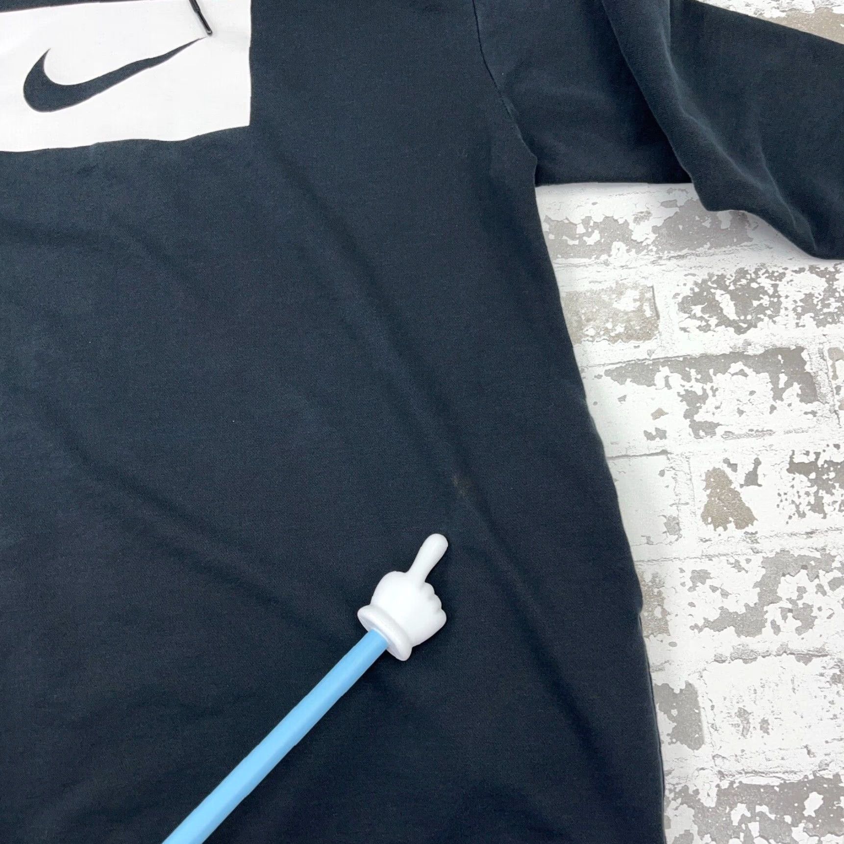 Nike Nike Hoodie Men XL Black White Sweatshirt Center Swoosh Adult Cotton Sweatshirt Hoodie Pockets Logo Nike Mens XL Black White Sweatshirt Hoodie Size US XL / EU 56 / 4 - 4 Thumbnail