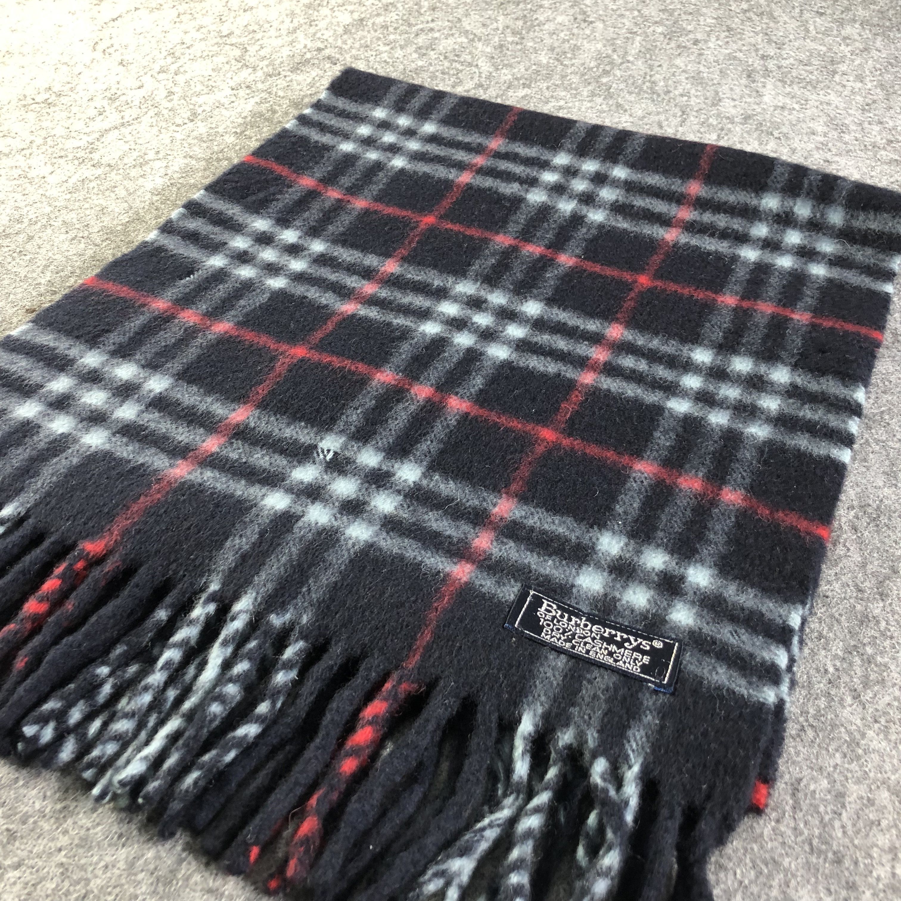 Burberry Burberrys Blue Nova Check Cashmere Scarf Muffler V1595 Size ONE SIZE - 3 Thumbnail