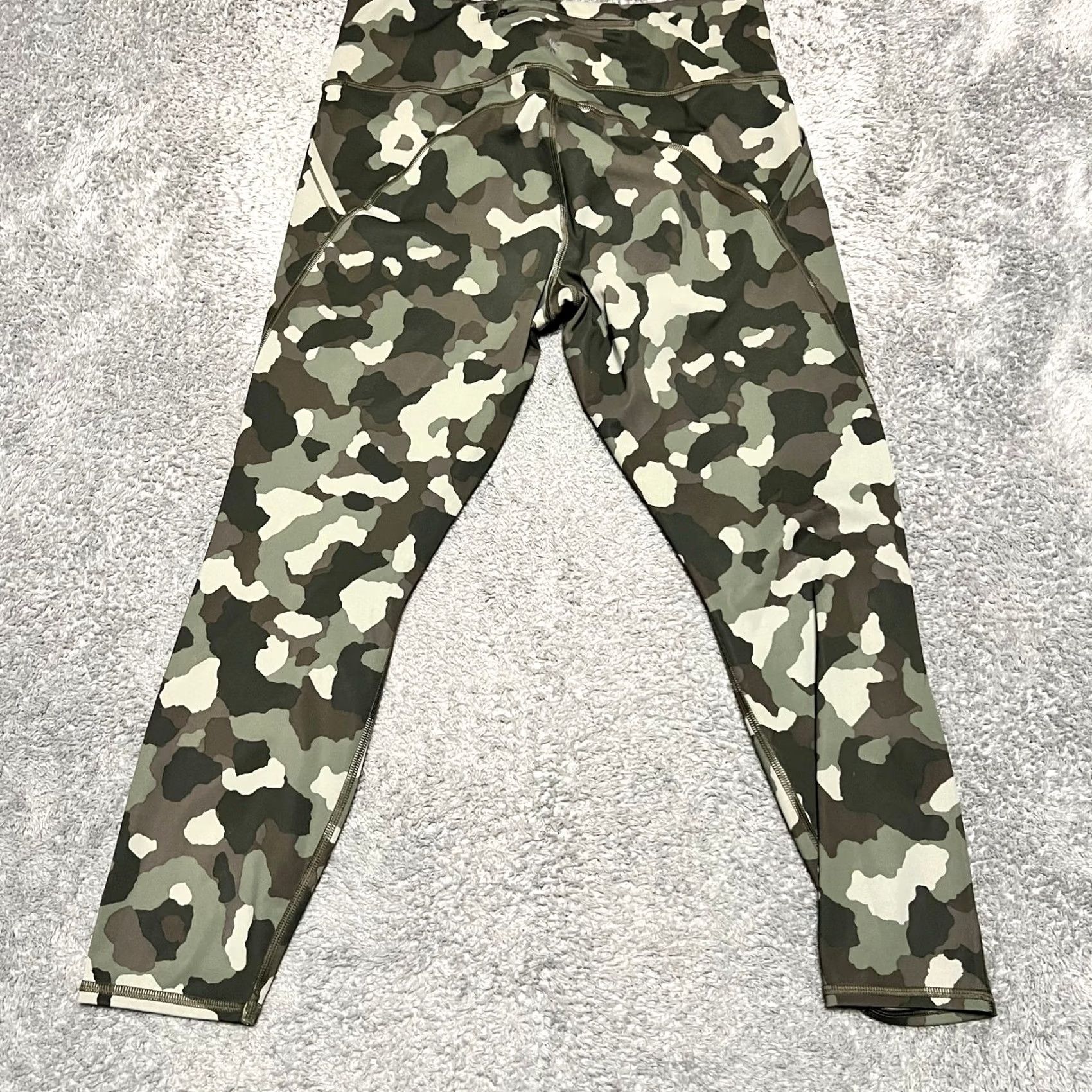 Athleta Athleta Leggings Womens Large Lightning 7/8 Tight Green Pocket Pants Size 36" / US 14 / IT 50 - 3 Thumbnail