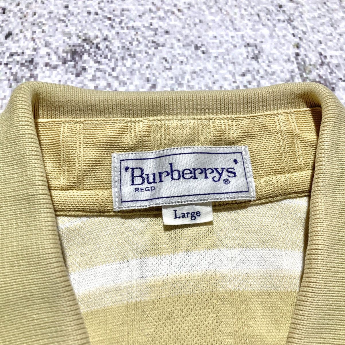 Burberry 1990s Vintage Burberrys Nova Check Pocket Polo Tshirt Luxury Size US L / EU 52-54 / 3 - 14 Thumbnail