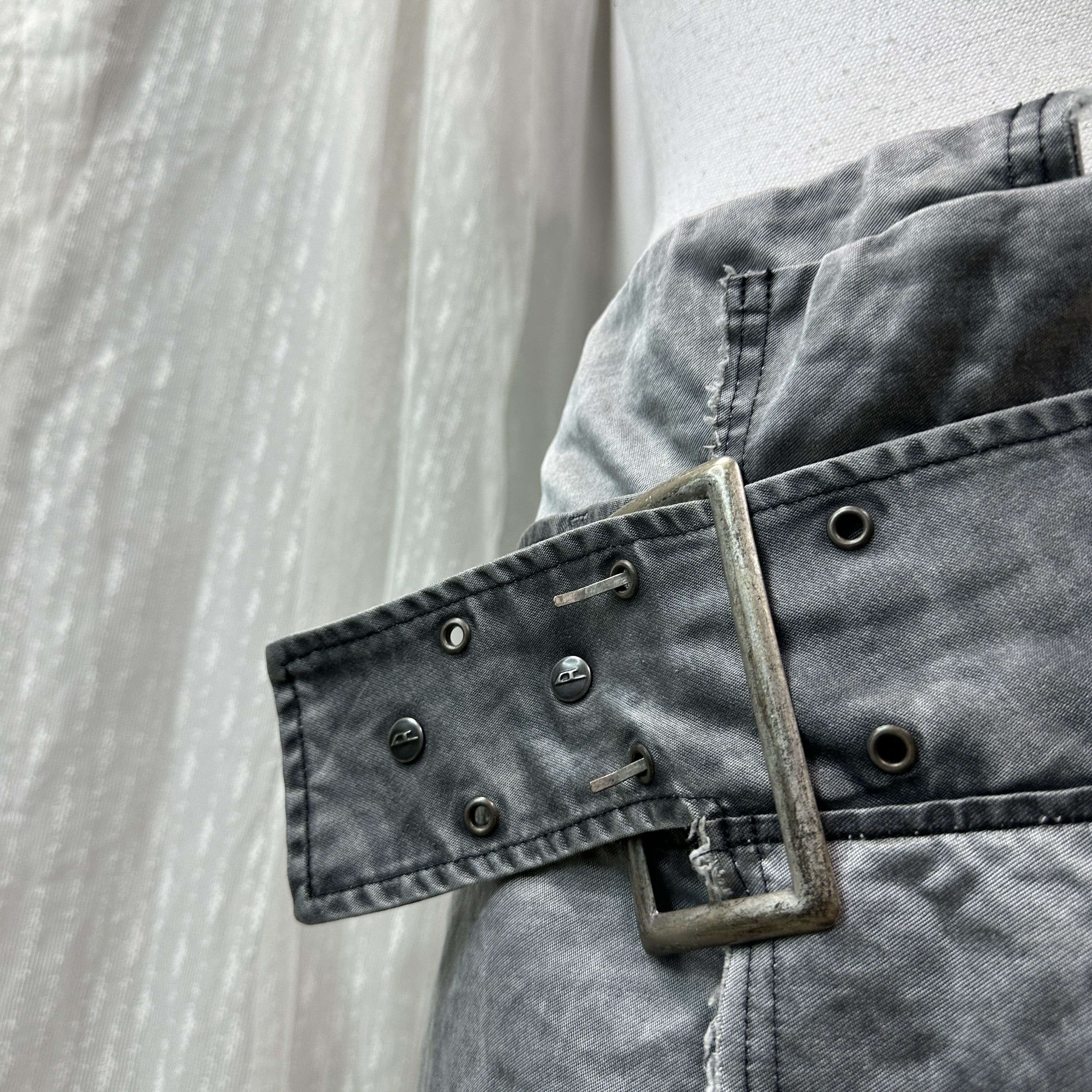 Diesel Vintage Avant Garde Grunge Diesel Mini Belt Skirt 00s Size 26" / US 2 / IT 38 - 7 Thumbnail