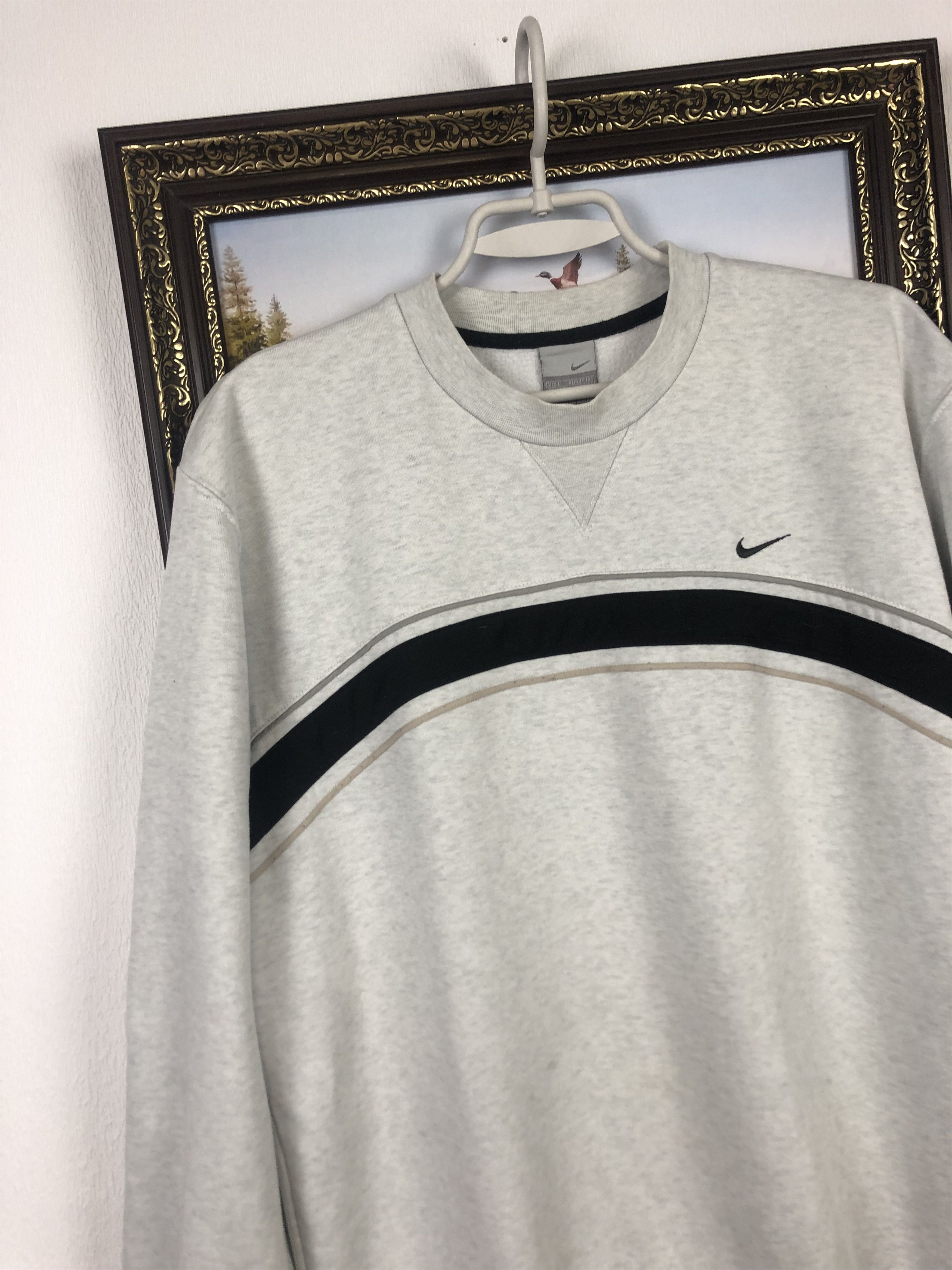 Nike Vintage Nike Sweatshirt Big Logo Swoosh Rare Hype Size US L / EU 52-54 / 3 - 6 Thumbnail