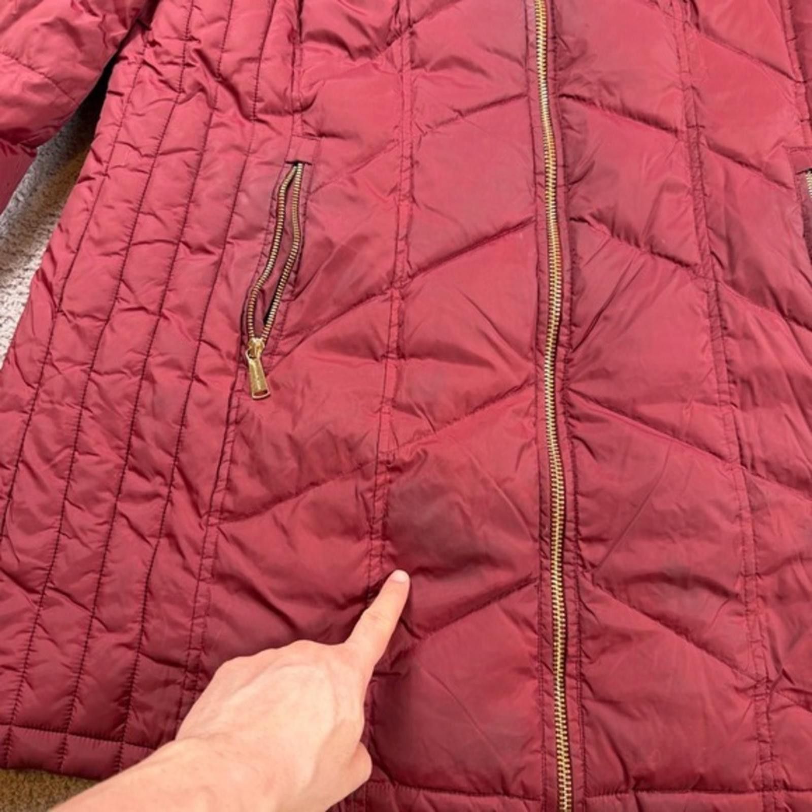 Michael Kors Michael Kors Burgundy Quilted Down Puffer Coat Faux Fur Hood Size XL / US 12-14 / IT 48-50 - 6 Thumbnail