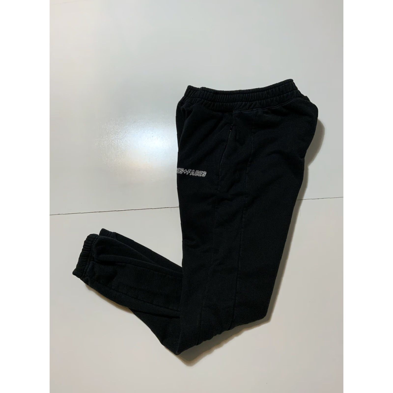 Places + Faces VINTAGE Places + Faces Signature Black Terry Fleece Embroidered Jogger Track Pants Sz. S Mens Black Jogger Activewear Pants Size US 29 - 2 Thumbnail